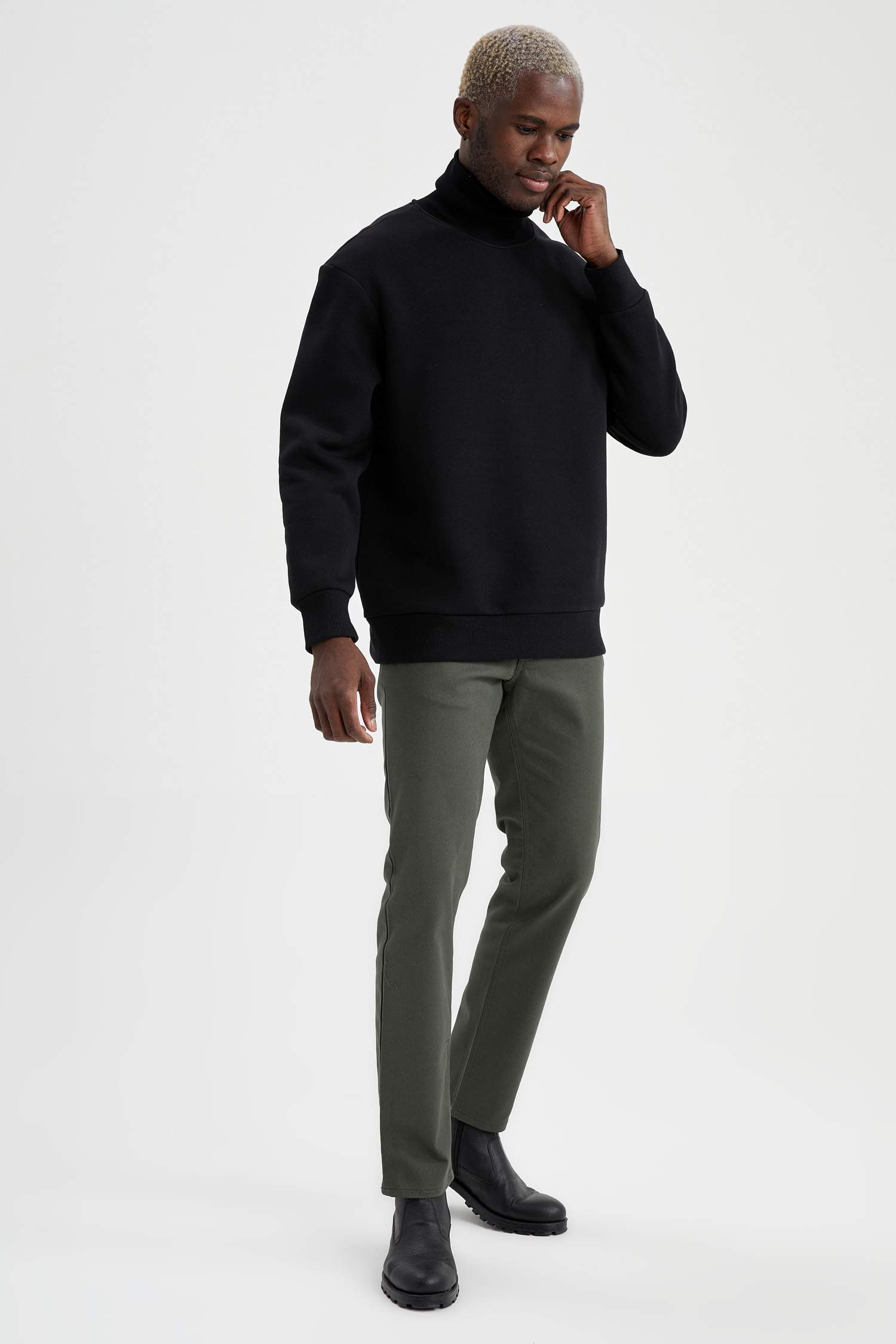 Regular Fit Basic Chino Pantolon