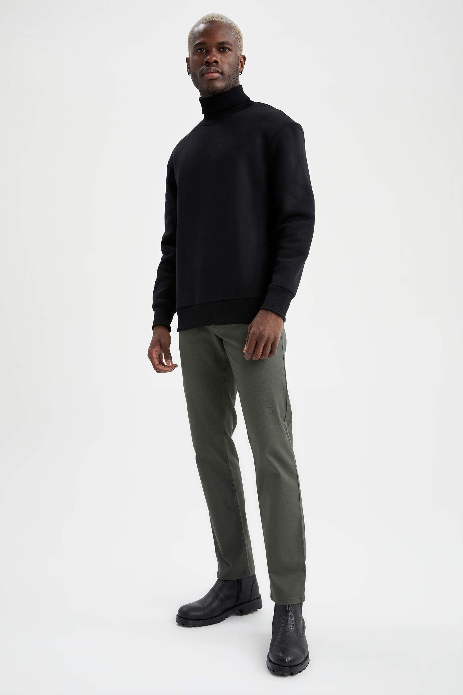 Regular Fit Basic Chino Pantolon