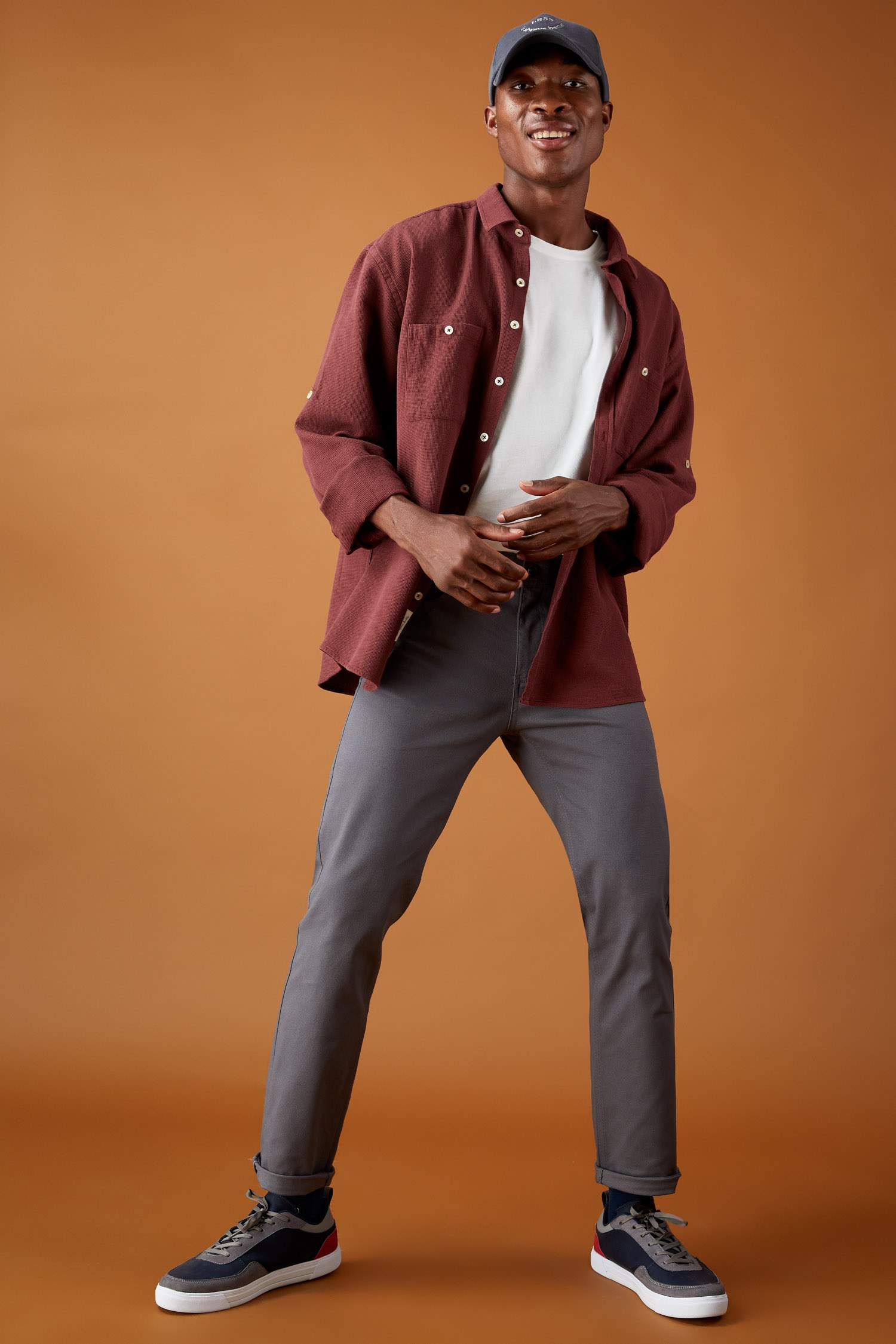 Regular Fit Basic Chino Pantolon