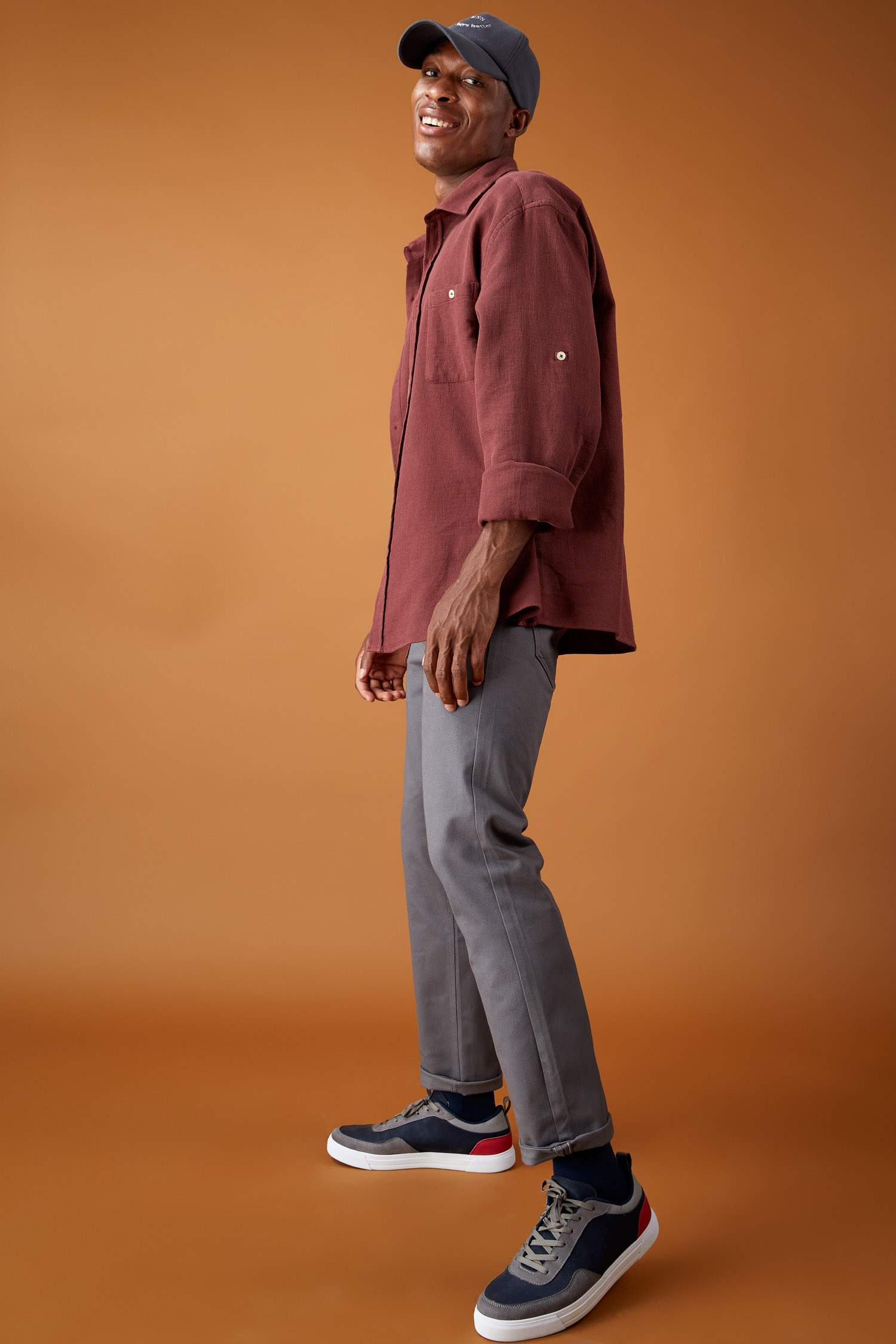 Regular Fit Basic Chino Pantolon