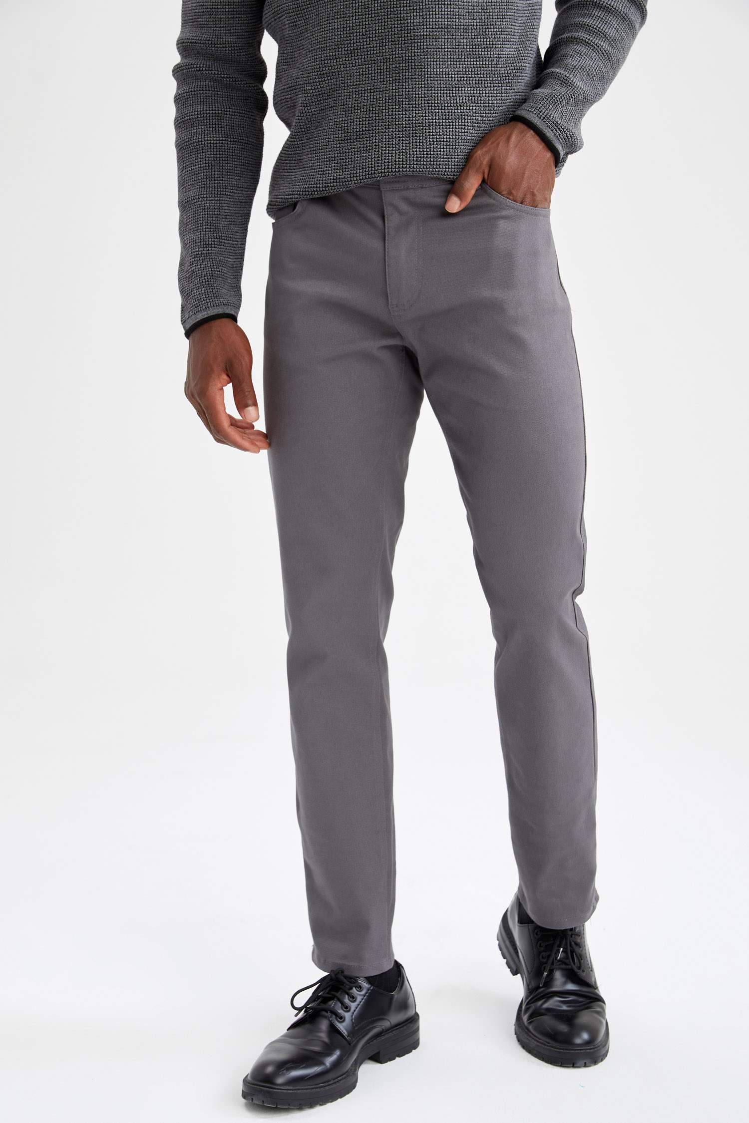 Regular Fit Basic Chino Pantolon