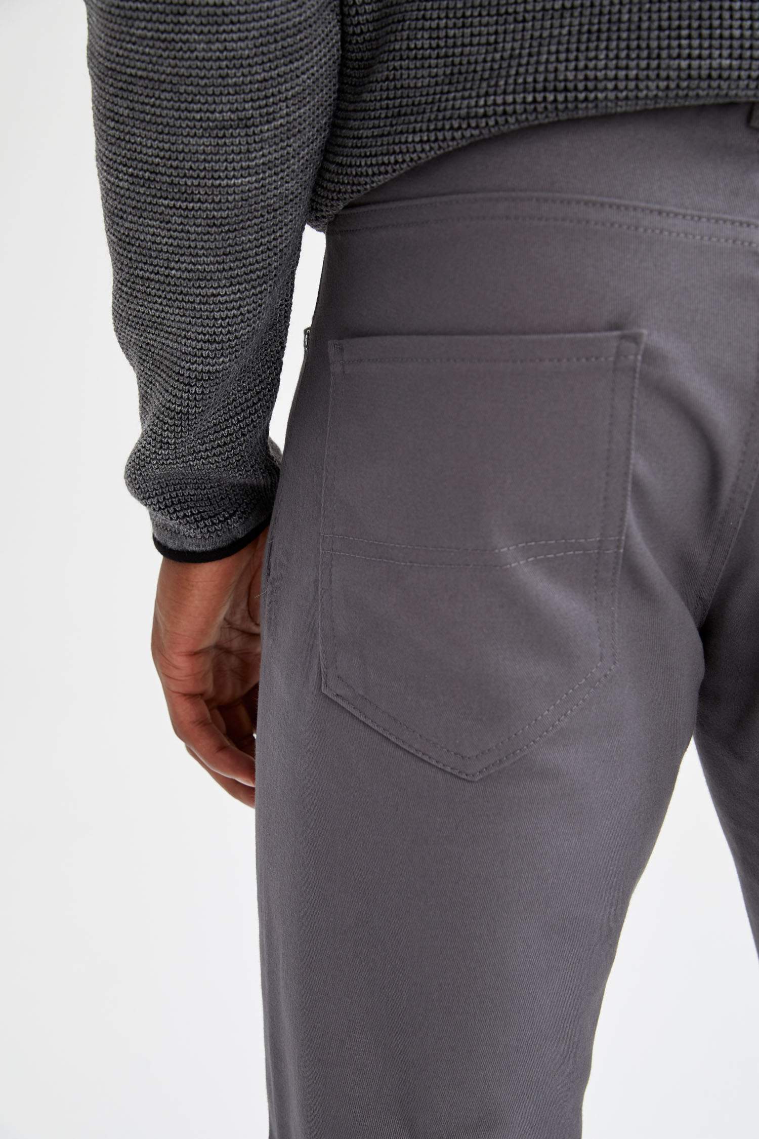 Regular Fit Basic Chino Pantolon