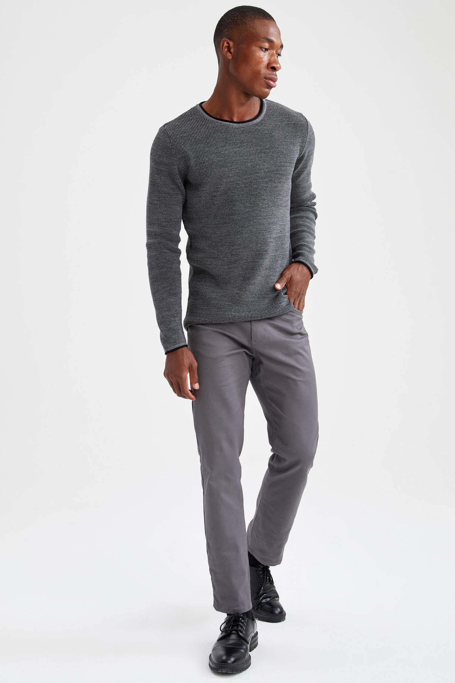 Regular Fit Basic Chino Pantolon