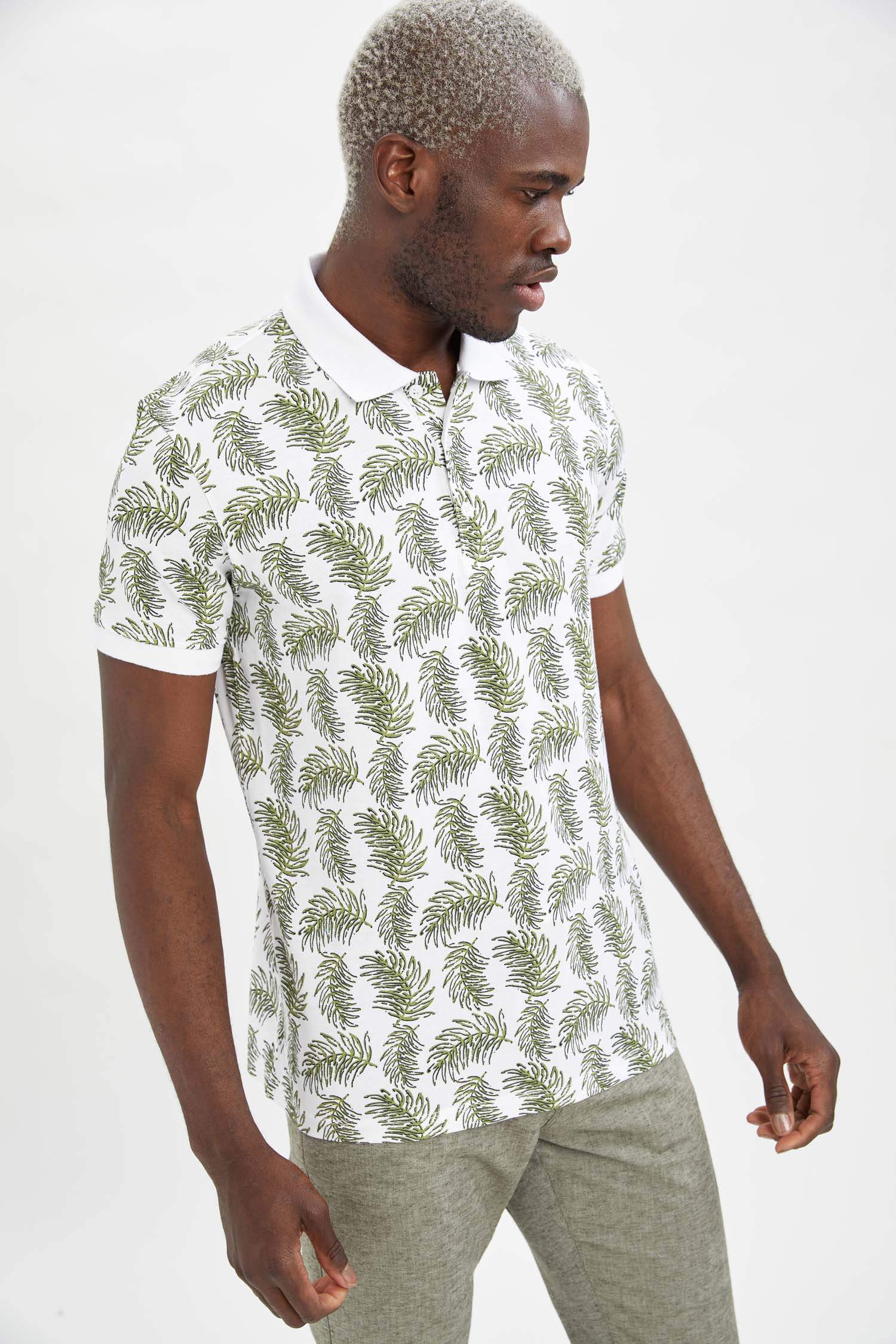 Slim Fit Polo Yaka Floral Desenli Kısa Kollu Tişört