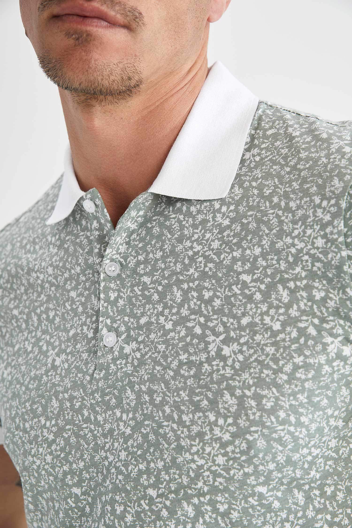 Slim Fit Polo Yaka Çiçek Desenli Kısa Kollu Tişört