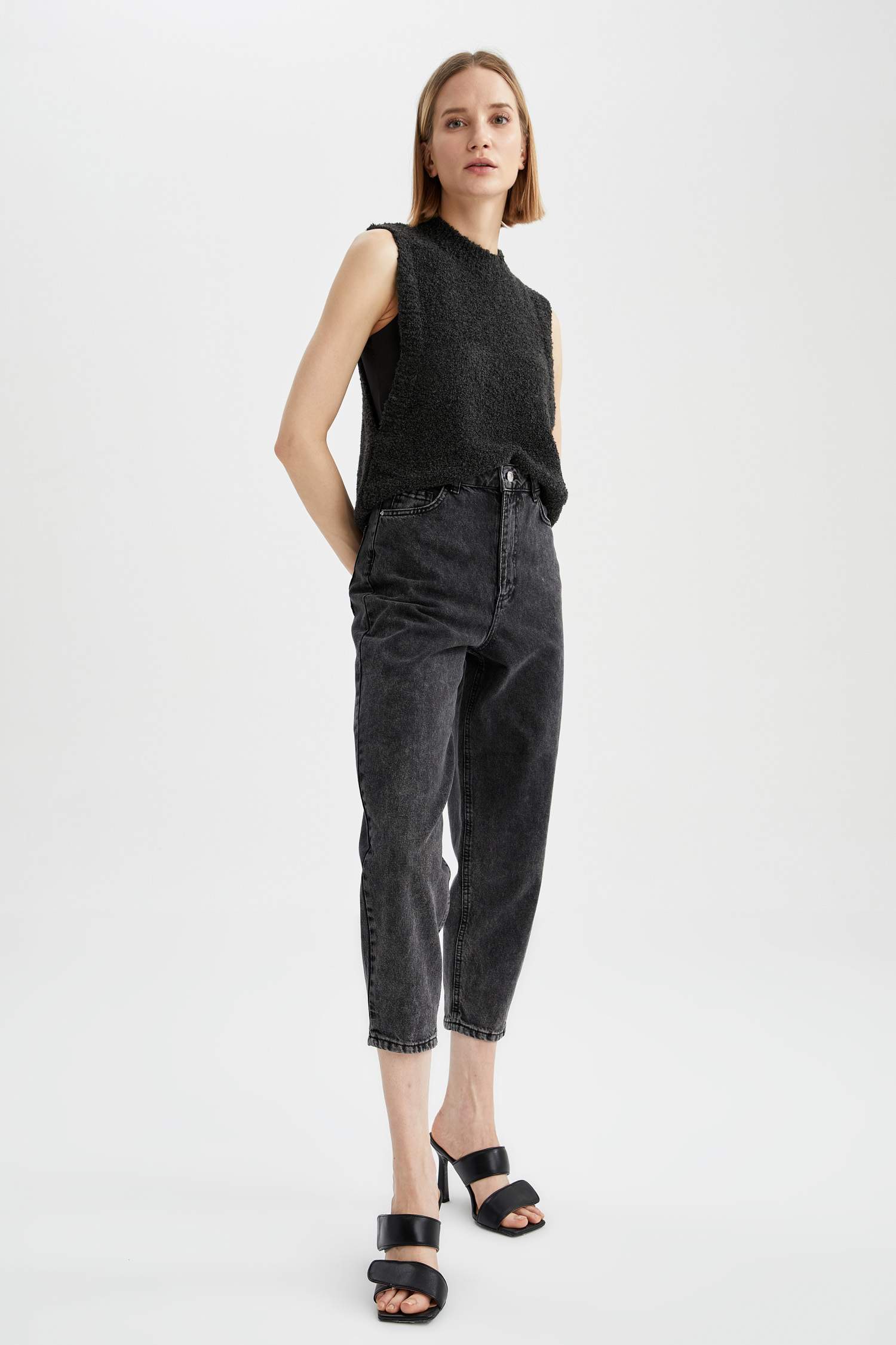 Basic Bisiklet Yaka Relax Fit Triko Süveter