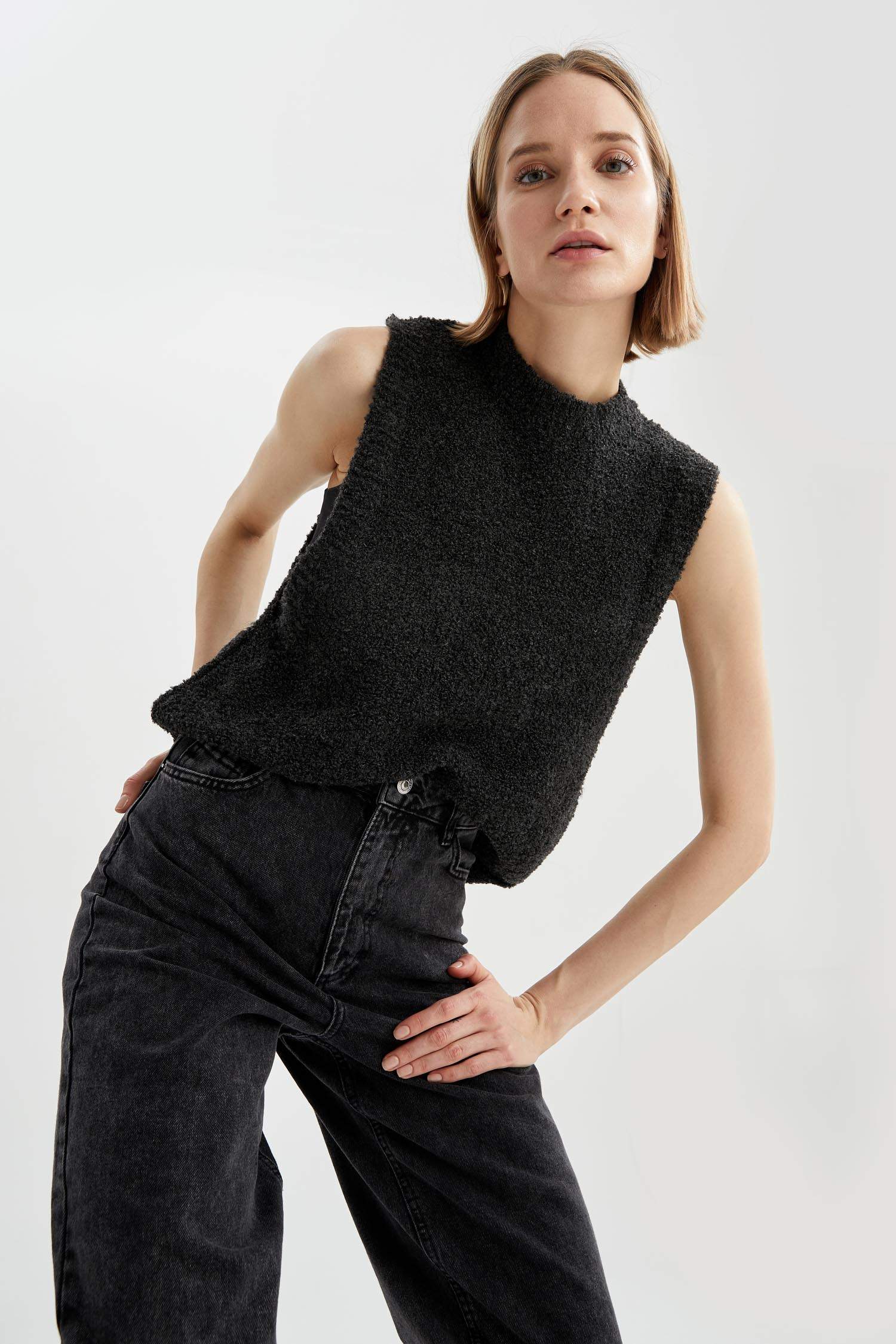 Basic Bisiklet Yaka Relax Fit Triko Süveter