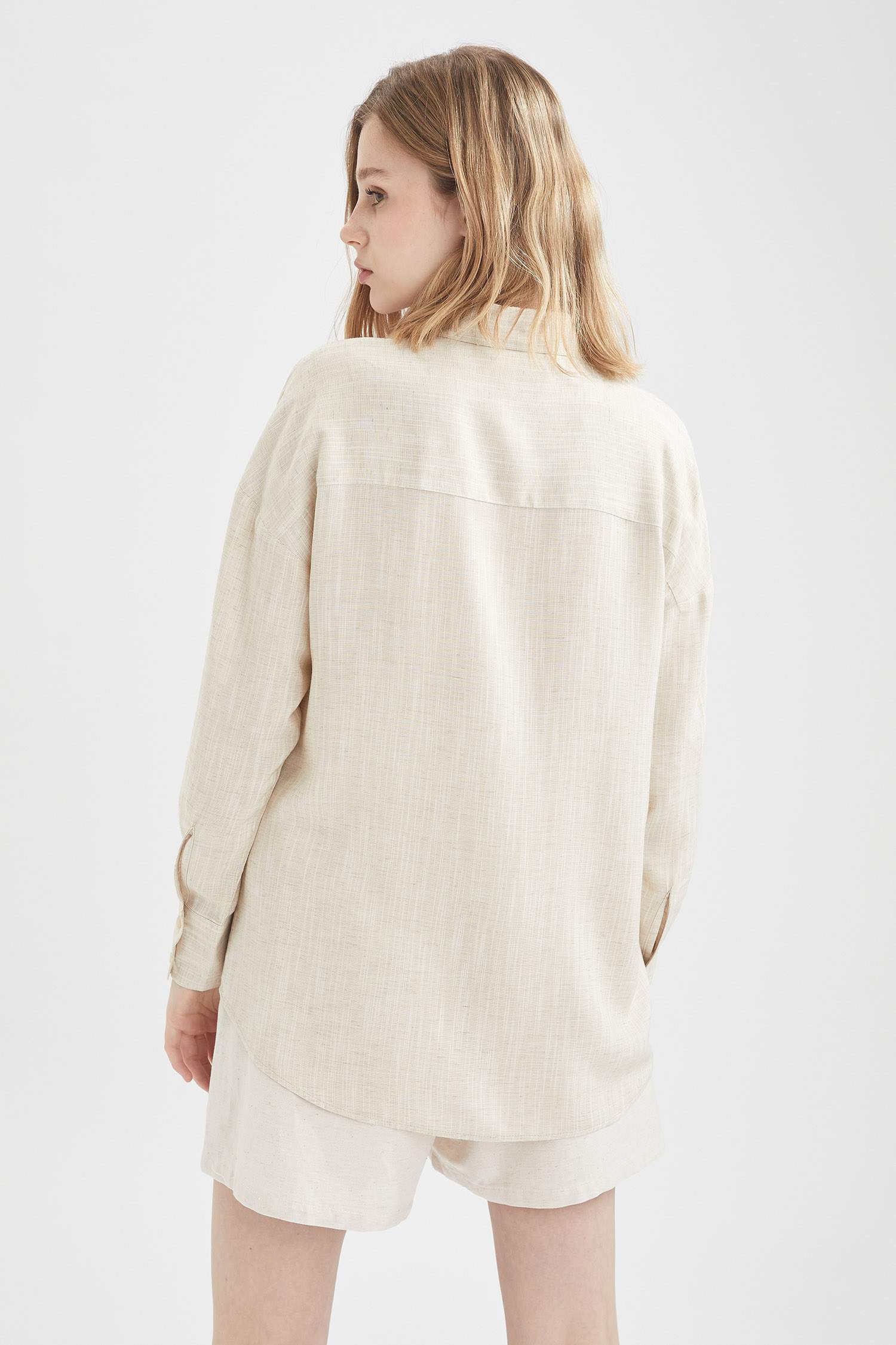 Basic Oversize Fit Keten Görünümlü Uzun Kollu Gömlek