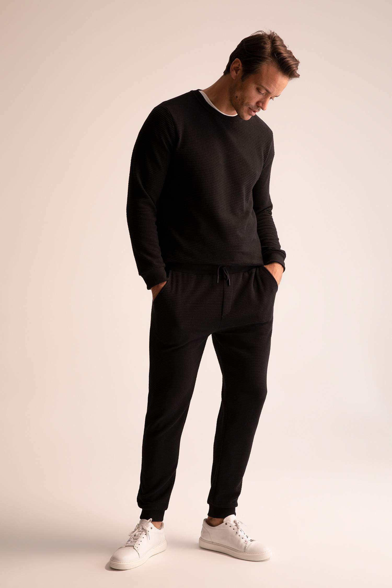 Defacto Slim Fit Eşofman Altı. 3 Defacto Slim Fit Eşofman Altı. 3