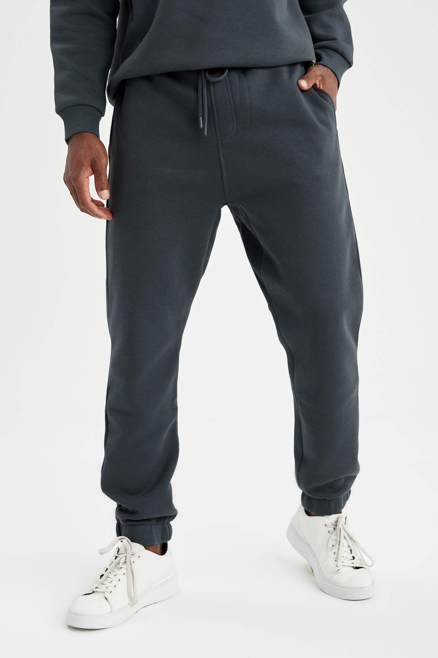 Regular Fit Basic Jogger Eşofman Altı