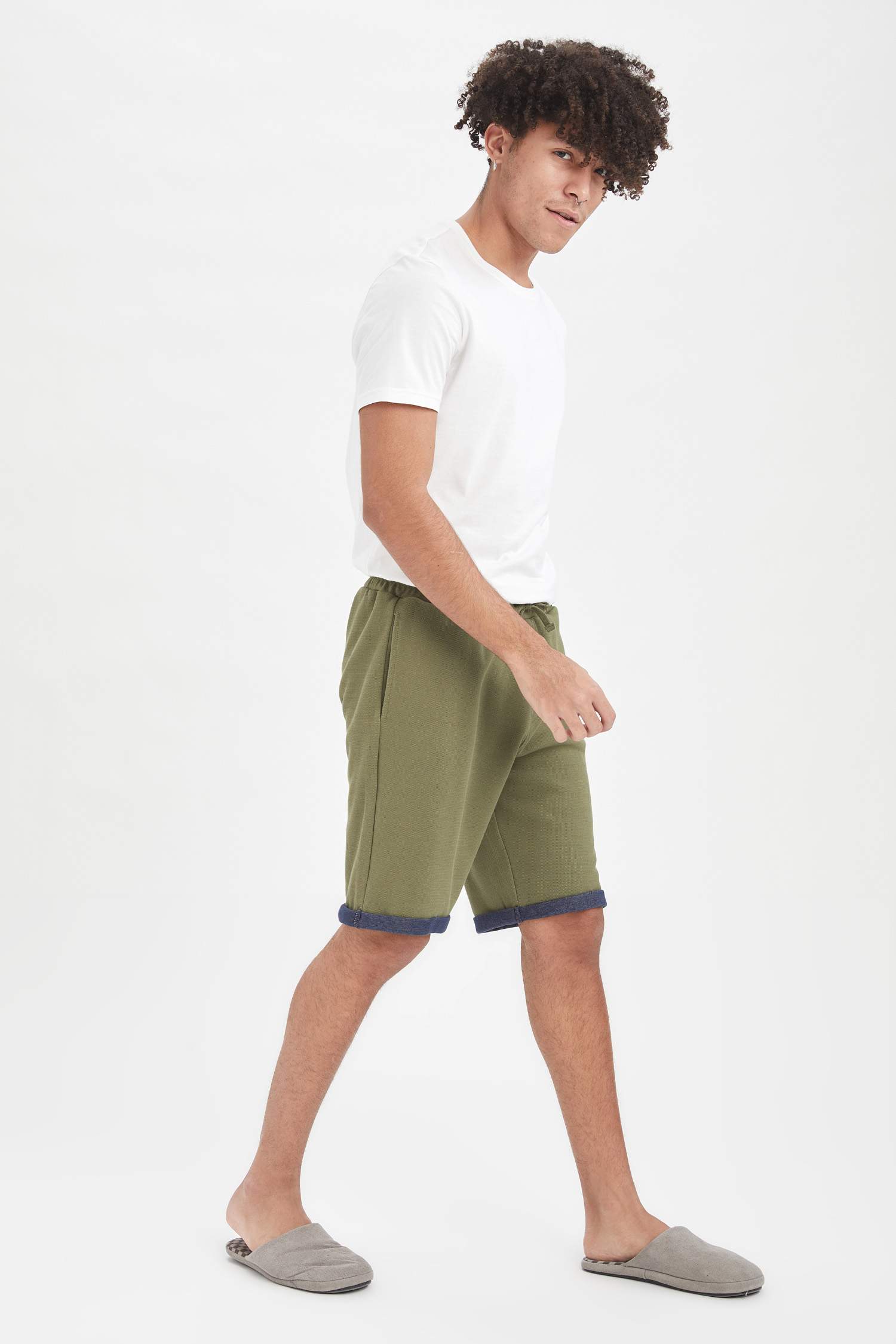 Regular Fit Basic Şort