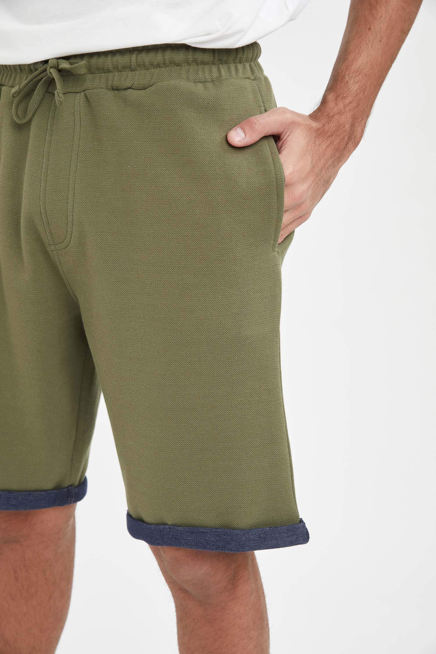 Regular Fit Basic Şort
