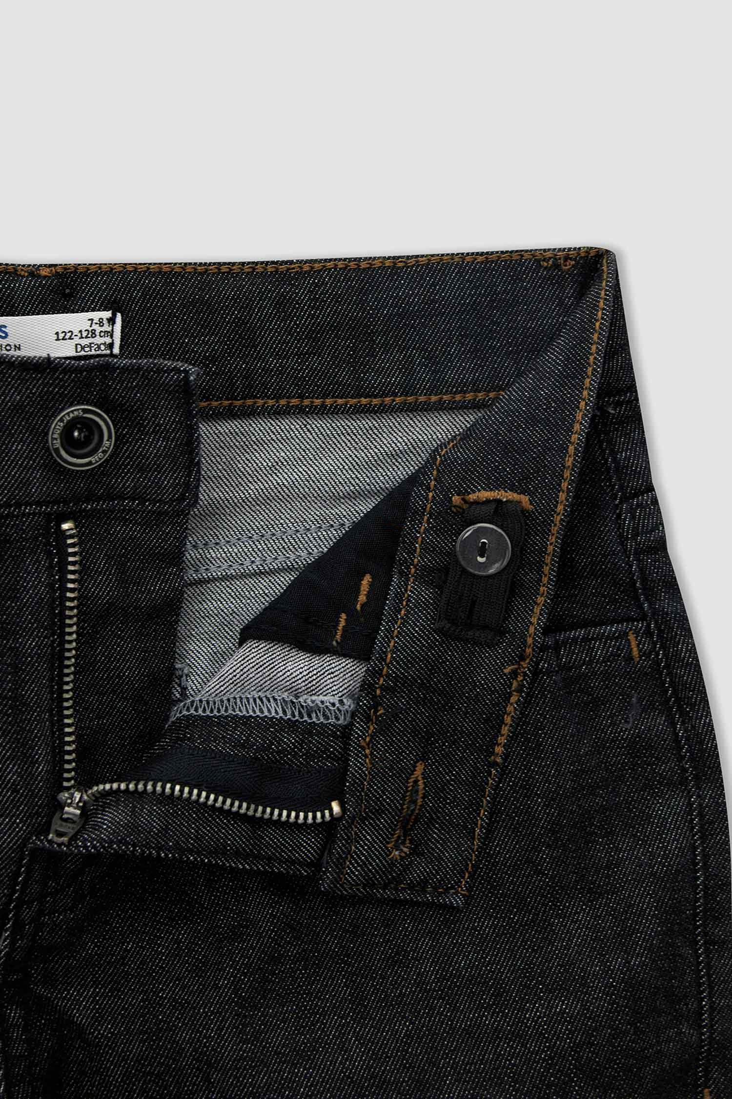 Erkek Çocuk Regular Fit Yırtık Detaylı Jean Pantolon