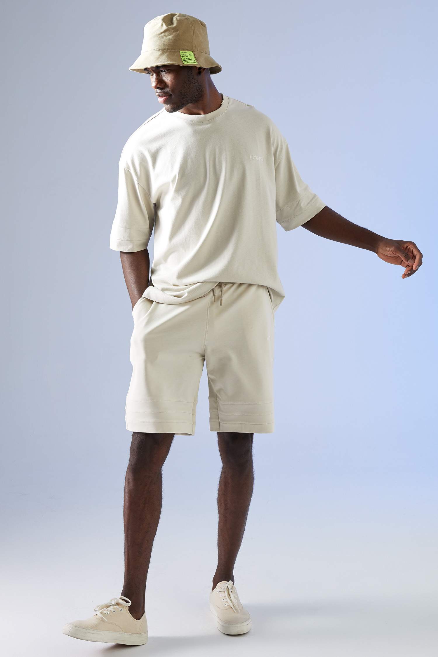 Oversize Fit Bisiklet Yaka Basic Kısa Kollu Tişört