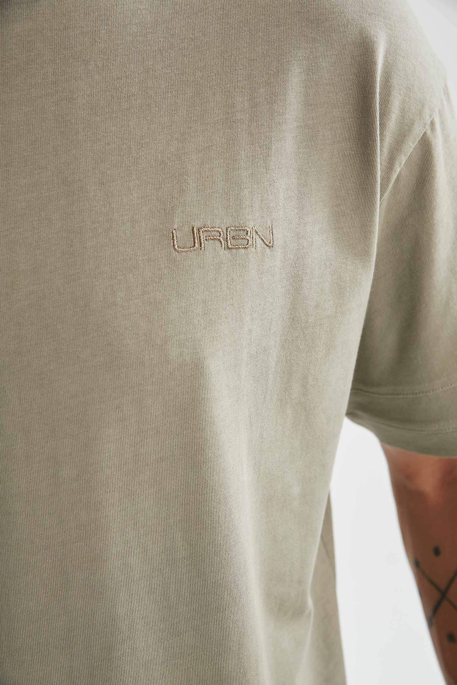 Oversize Fit Bisiklet Yaka Basic Kısa Kollu Tişört