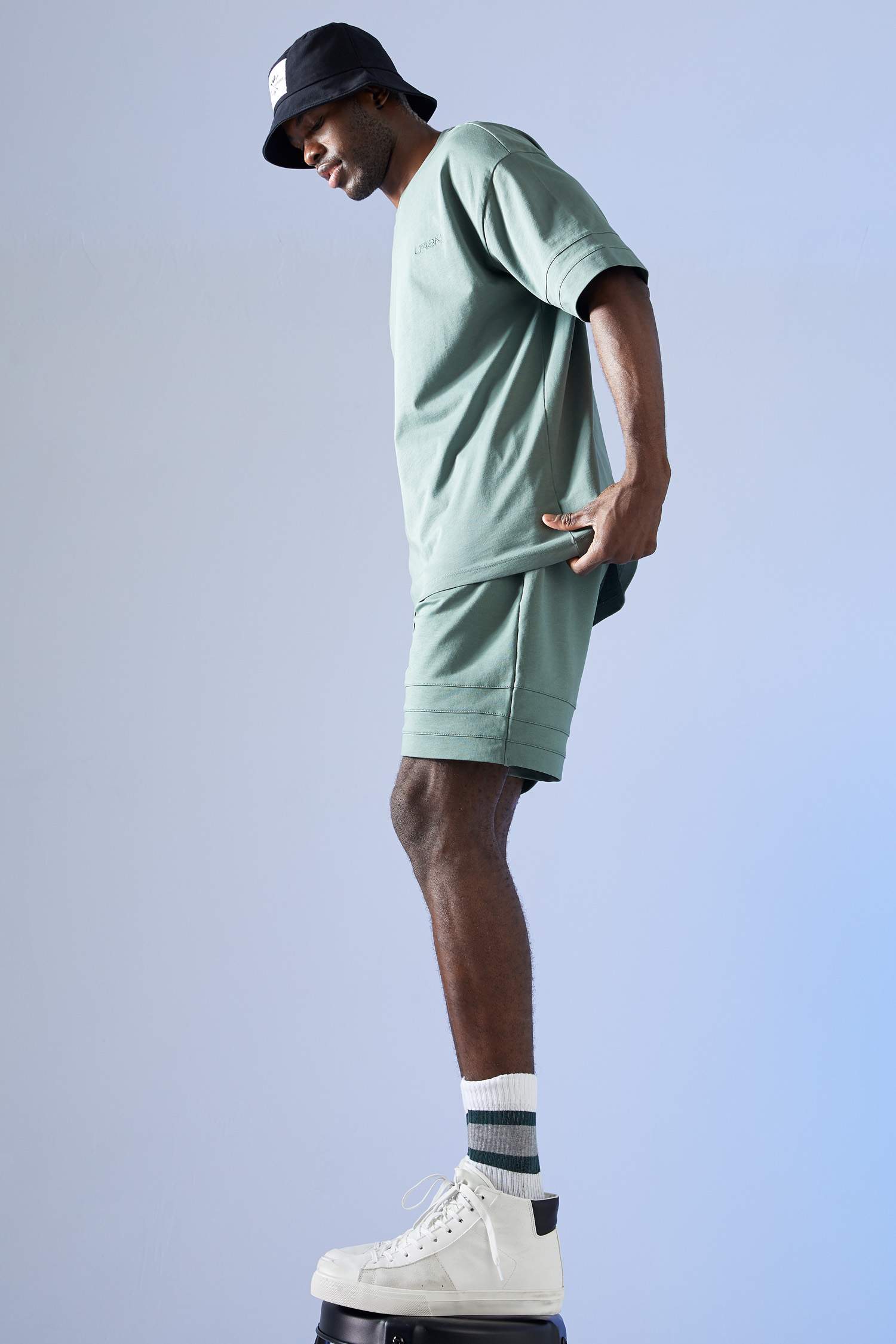 Oversize Fit Bisiklet Yaka Basic Kısa Kollu Tişört