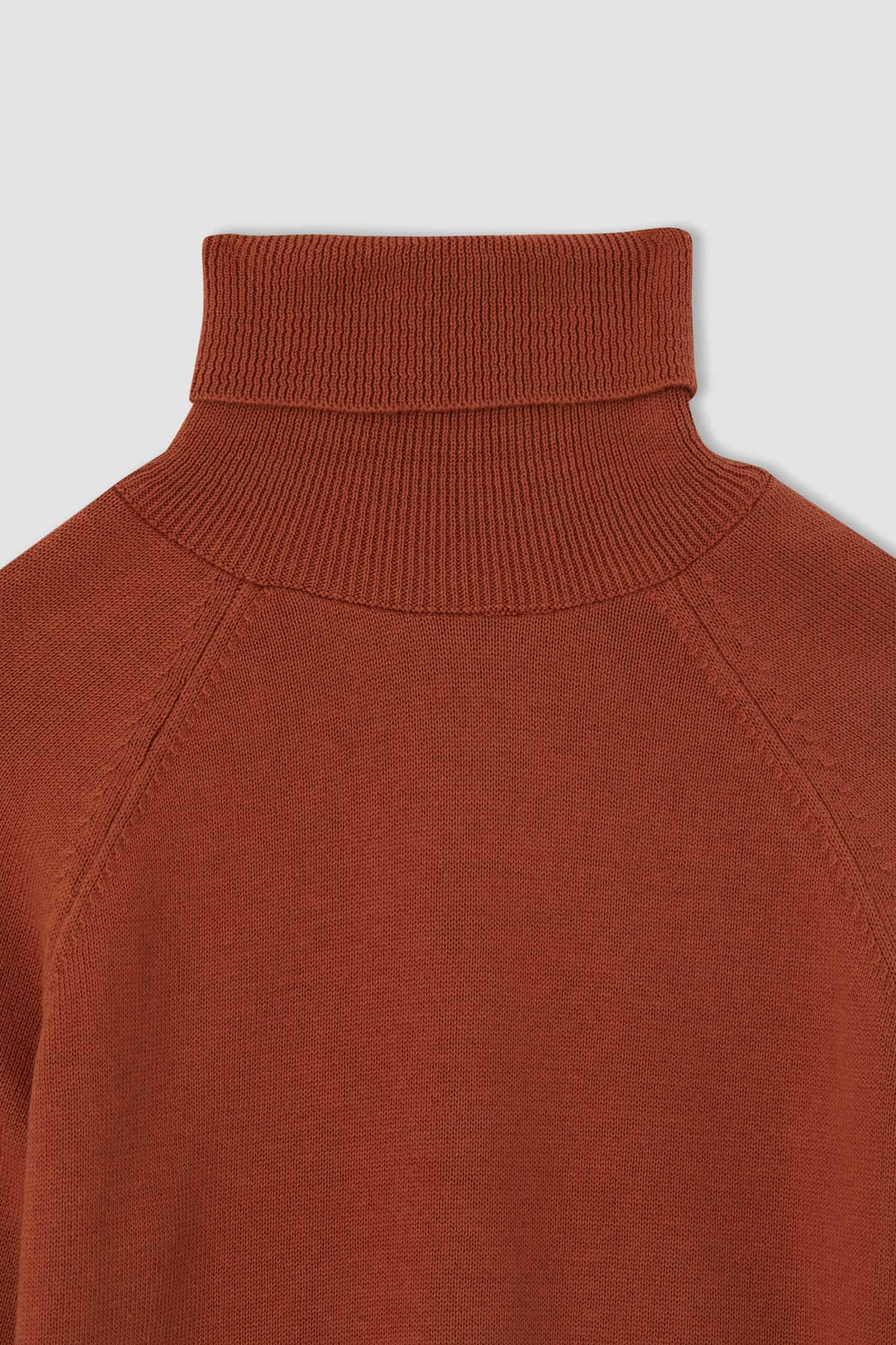 Kız Çocuk Regular Fit Balıkçı Yaka Kazak