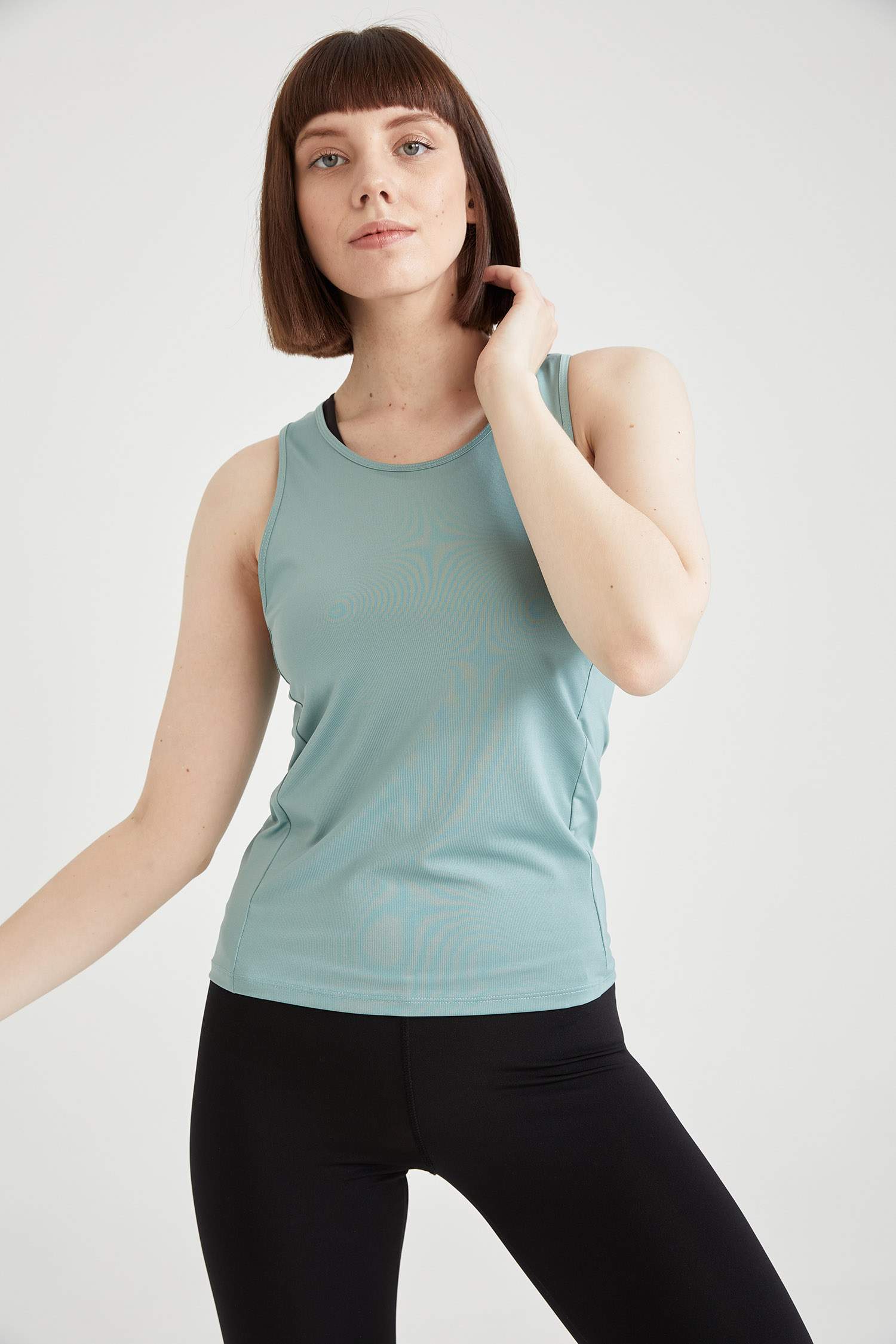 Halter Yaka Basic Relax Fit Spor Atlet