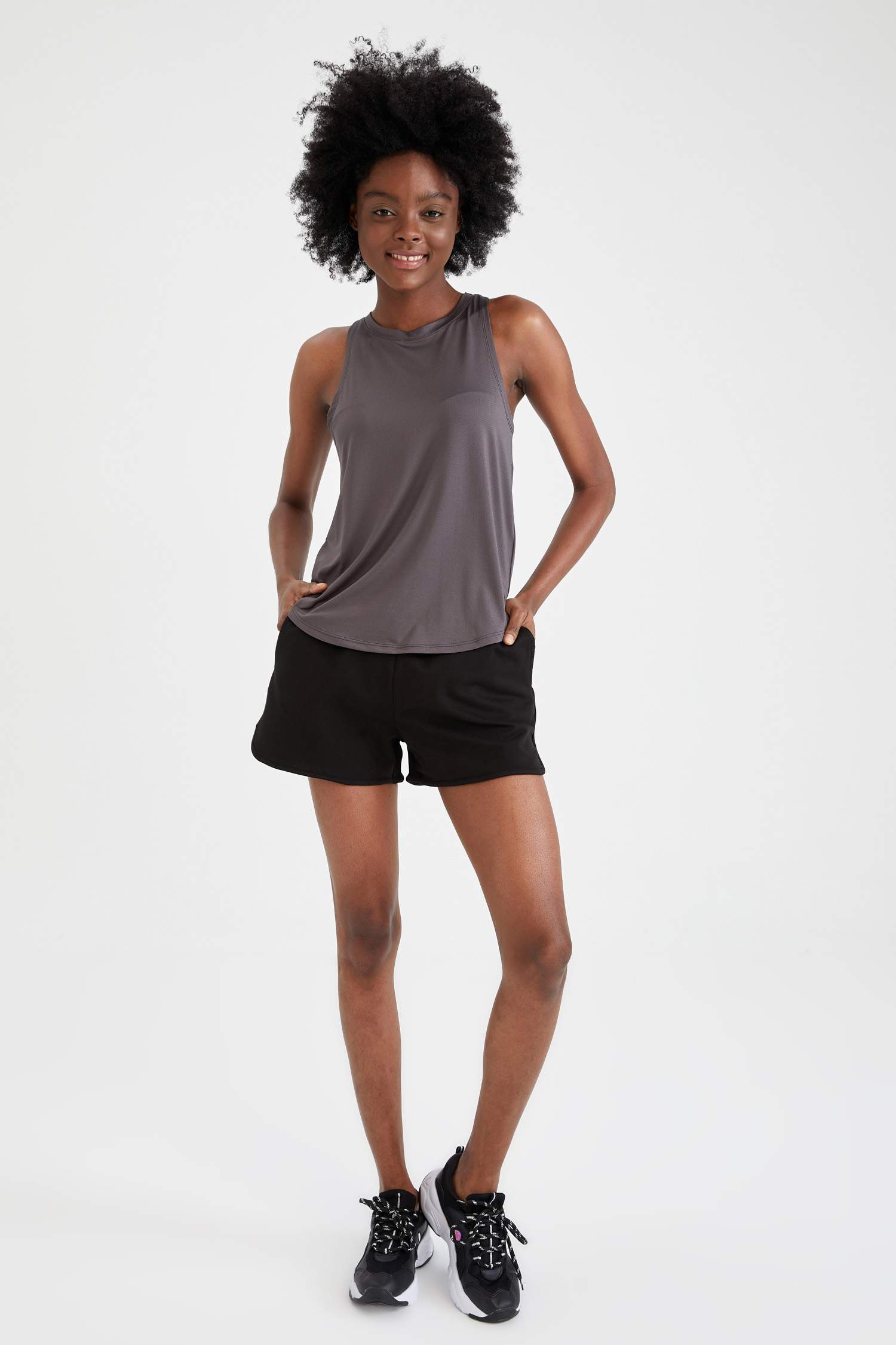 Halter Yaka Basic Regular Fit Spor Atlet
