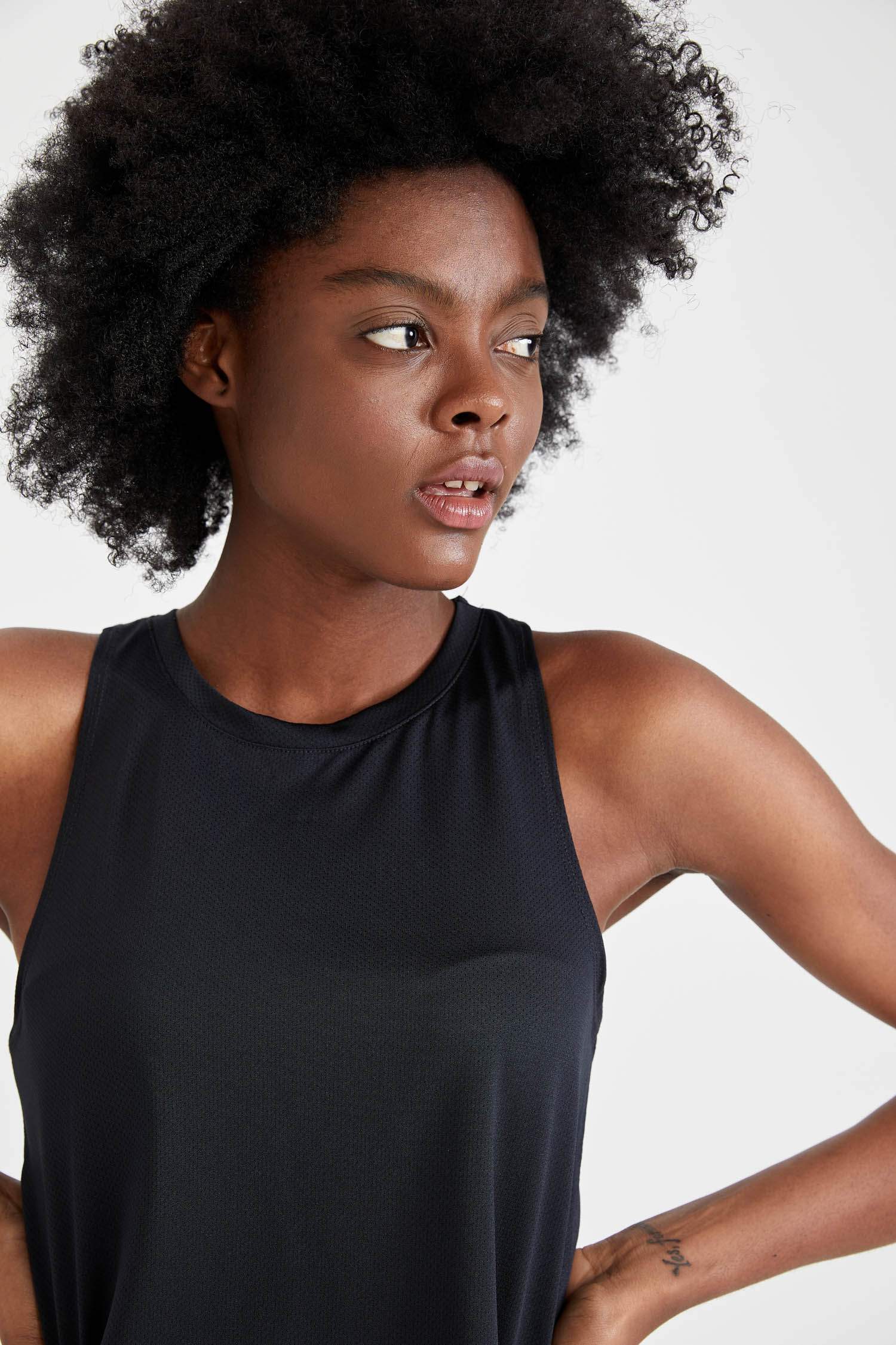 Halter Yaka Basic Regular Fit Spor Atlet