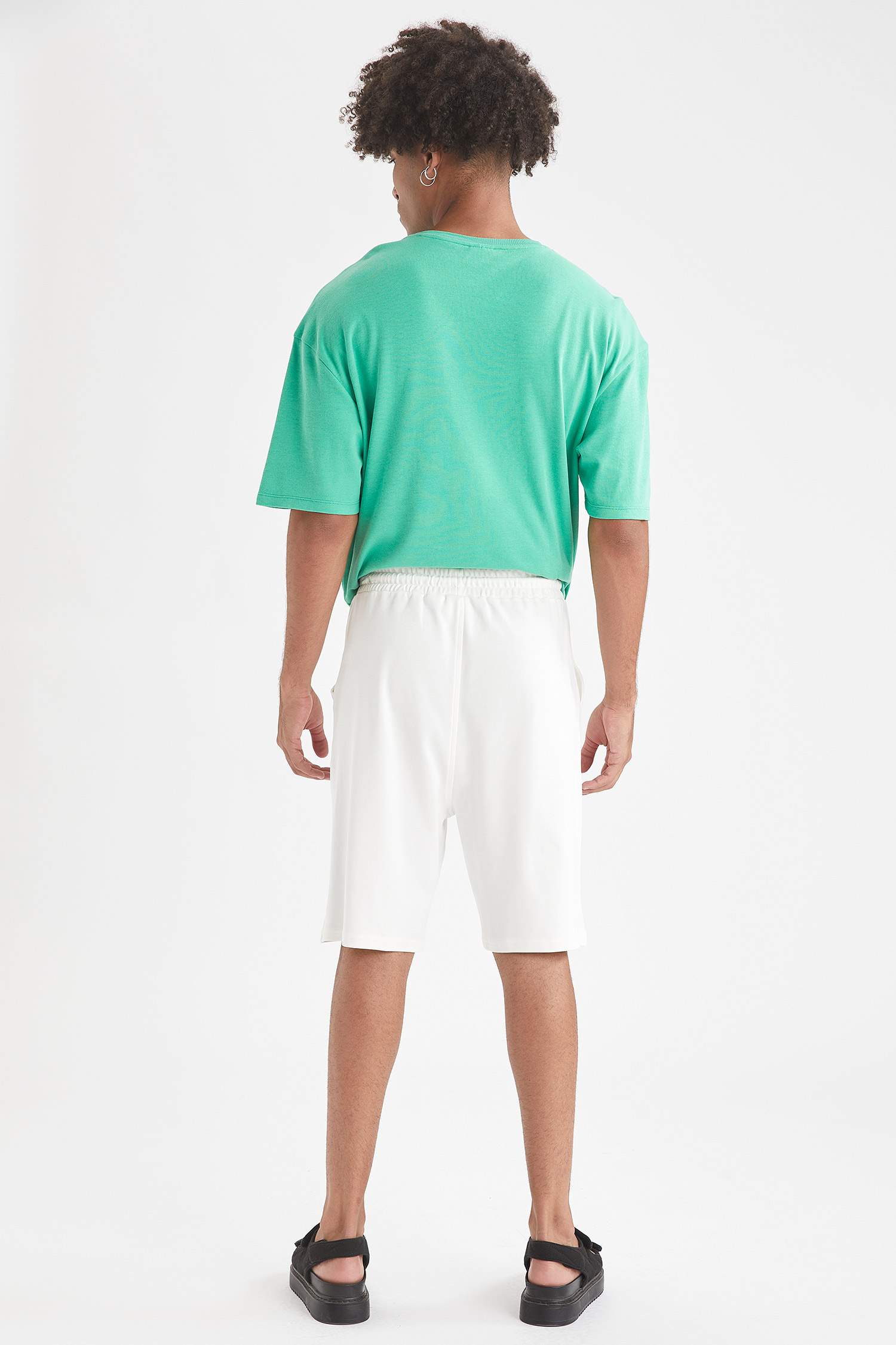 Regular Fit Beli Bağcıklı Basic Şort
