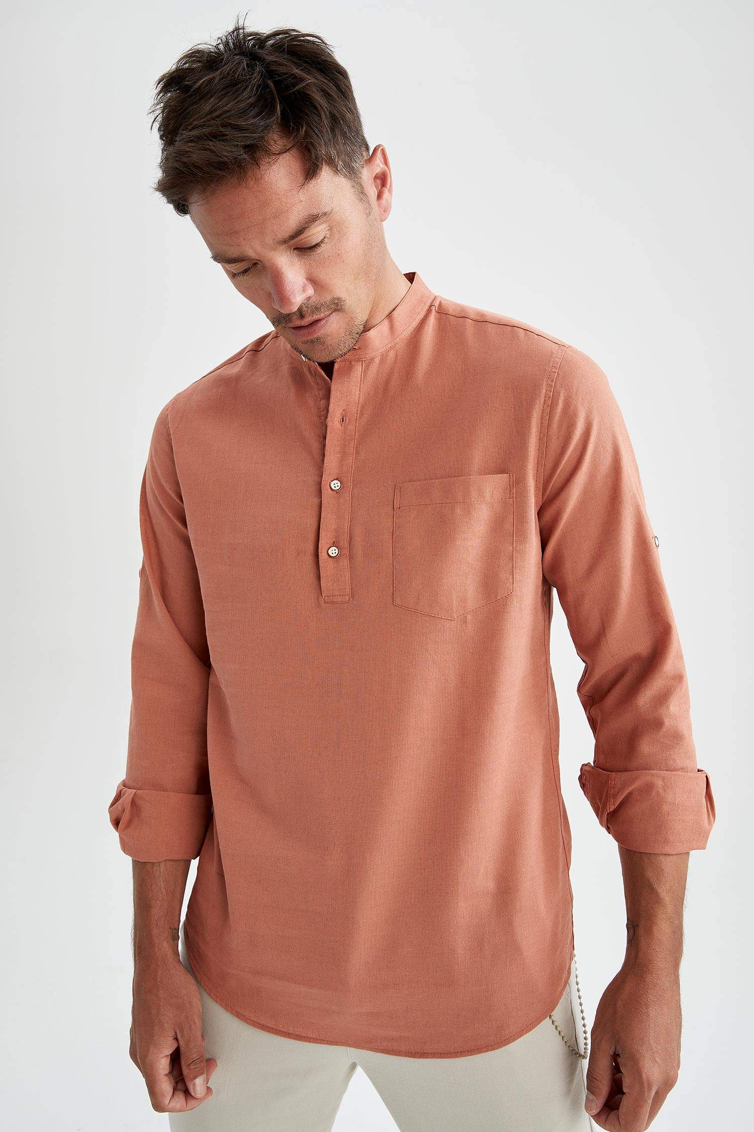 Slim Fit Hakim Yaka Uzun Kollu Keten Gömlek