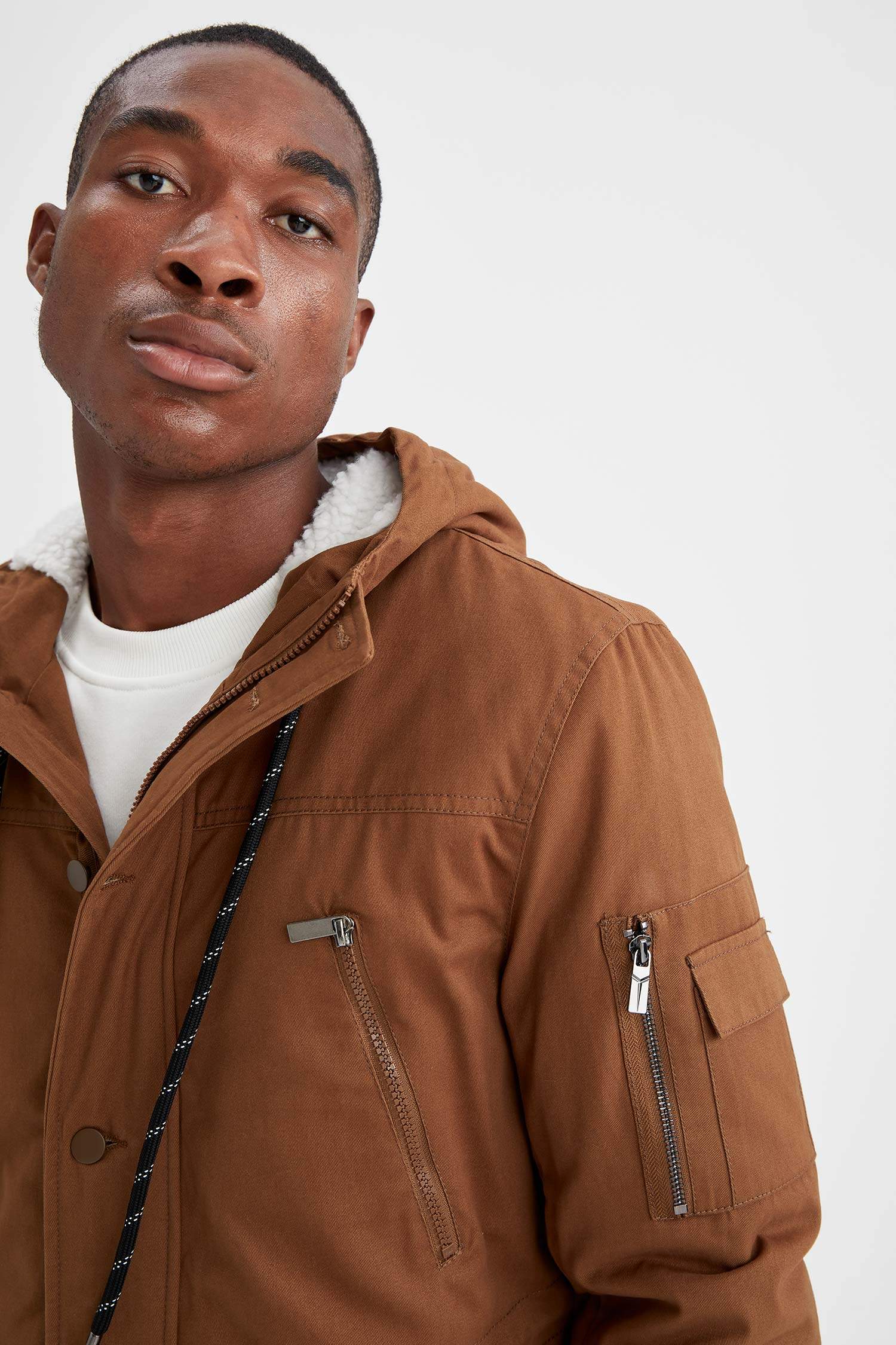 Oversize Fit Kapüşonlu İçi Yumuşak Tüylü Kalın Mont