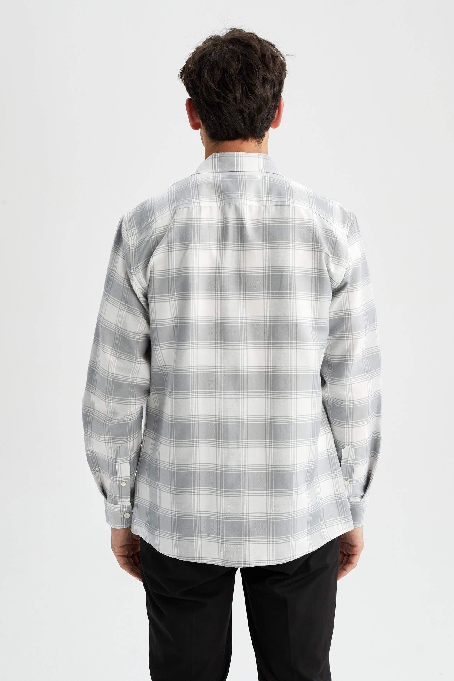 Defacto Modern Fit Kareli Uzun Kollu Gömlek. 6 Defacto Modern Fit Kareli Uzun Kollu Gömlek. 6