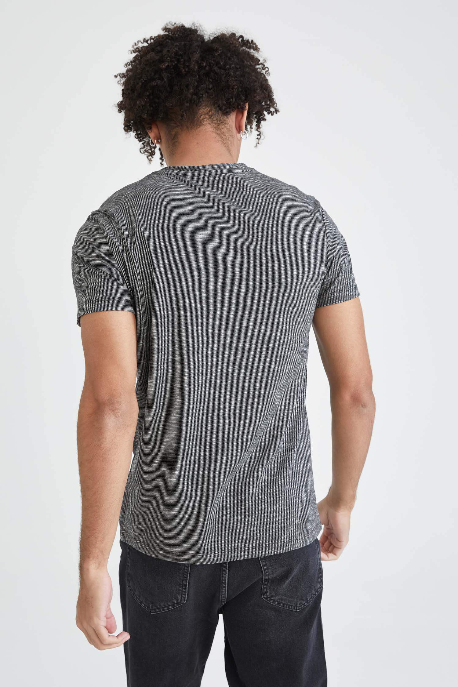 Slim Fit Bisiklet Yaka Kısa Kollu 2'li Tişört