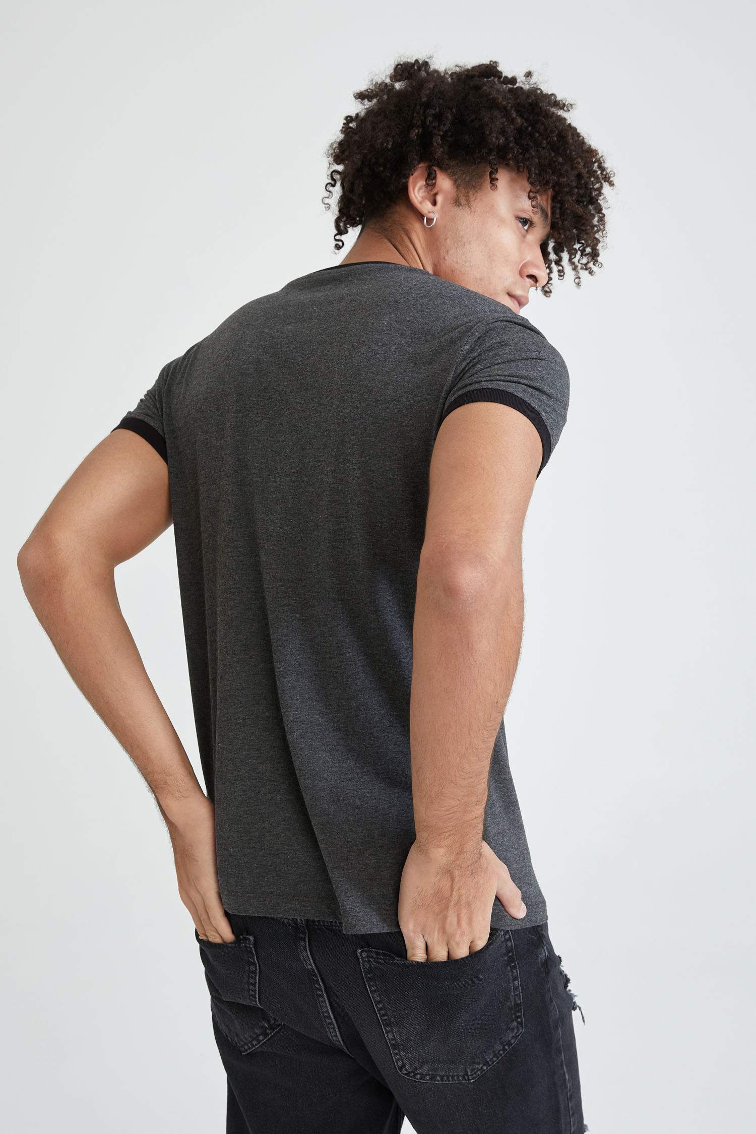Slim Fit Bisiklet Yaka Kısa Kollu 2'li Tişört