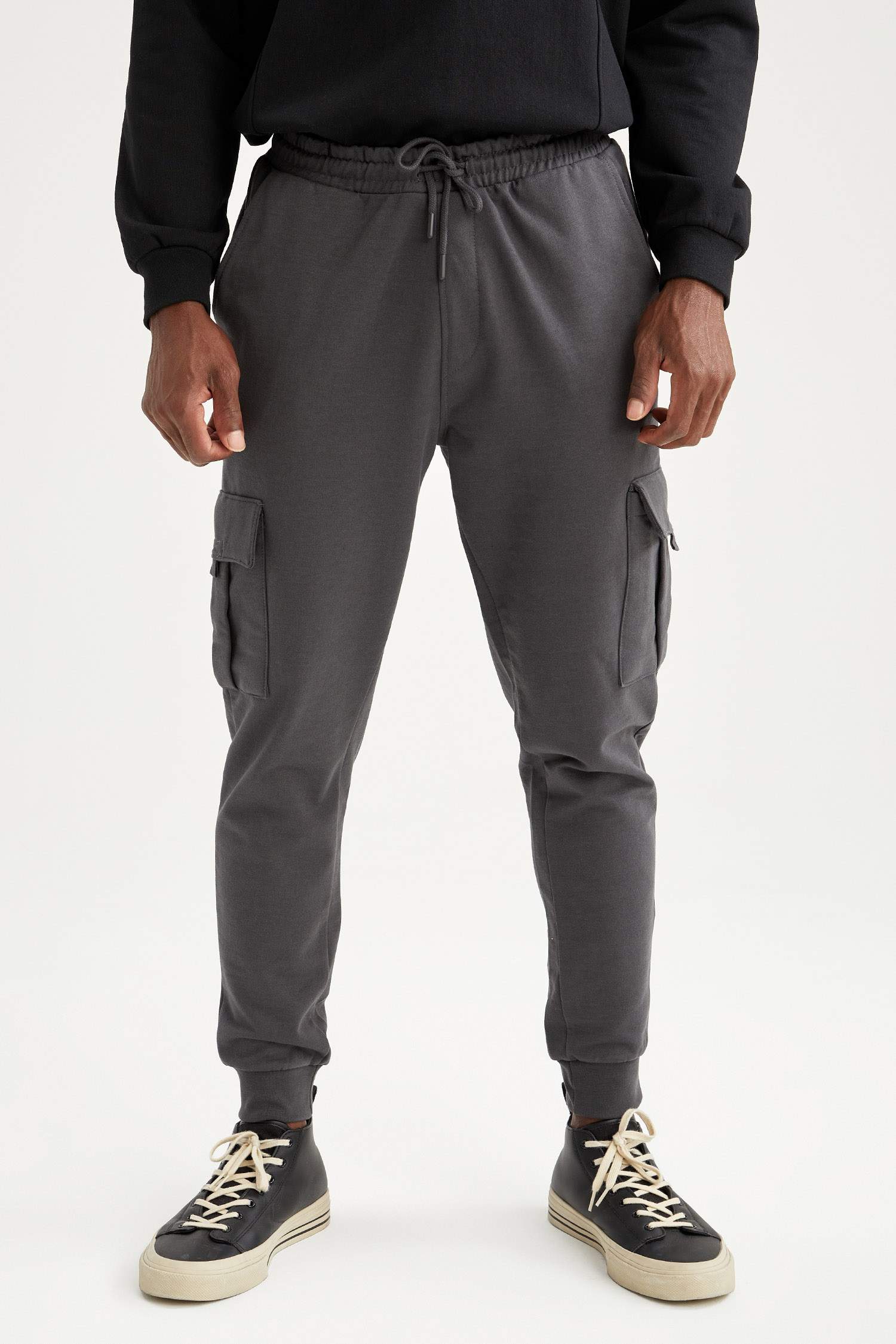 Slim Fit Kargo Cepli Jogger Eşofman Altı