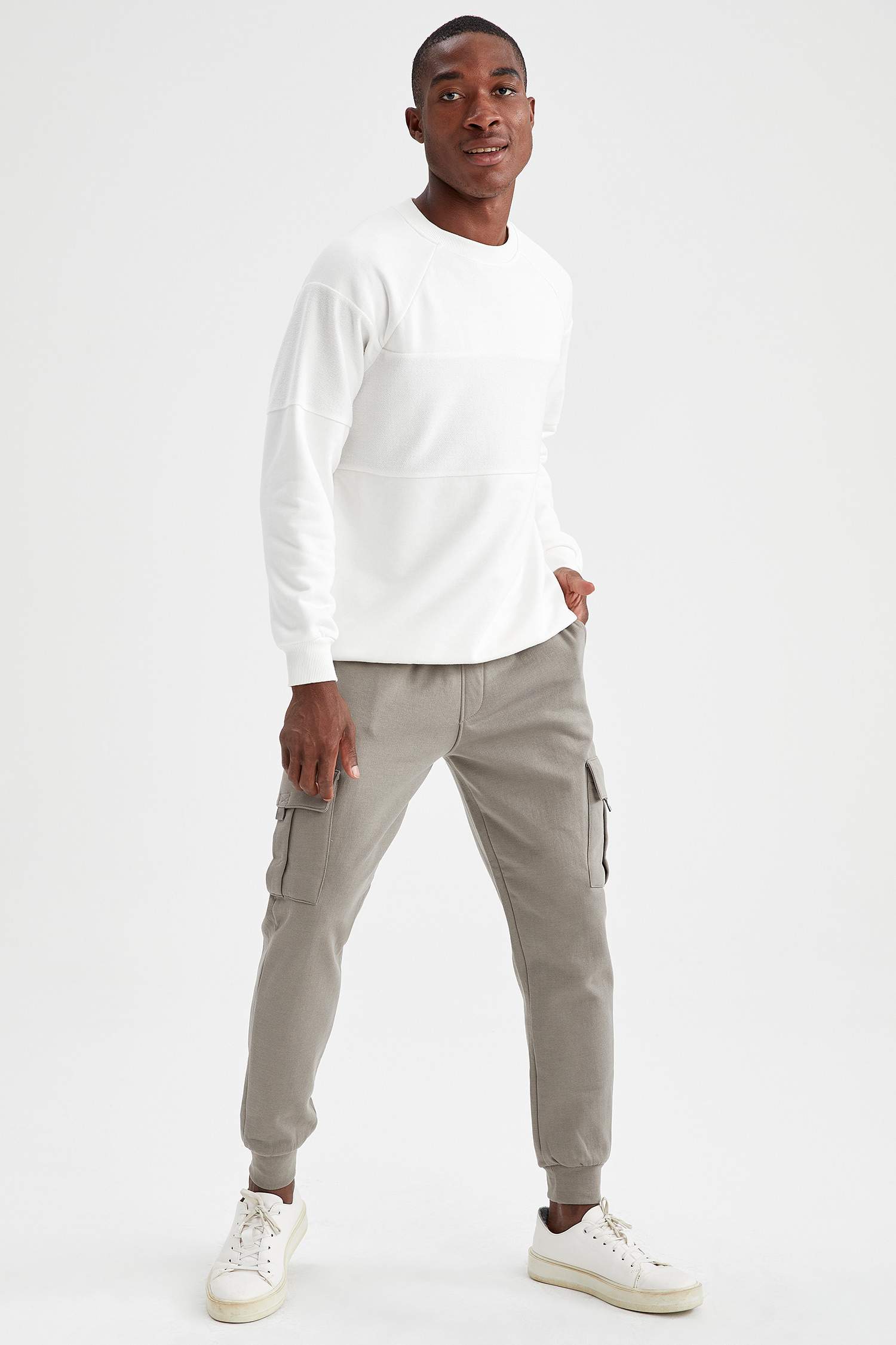 Slim Fit Kargo Cepli Jogger Eşofman Altı