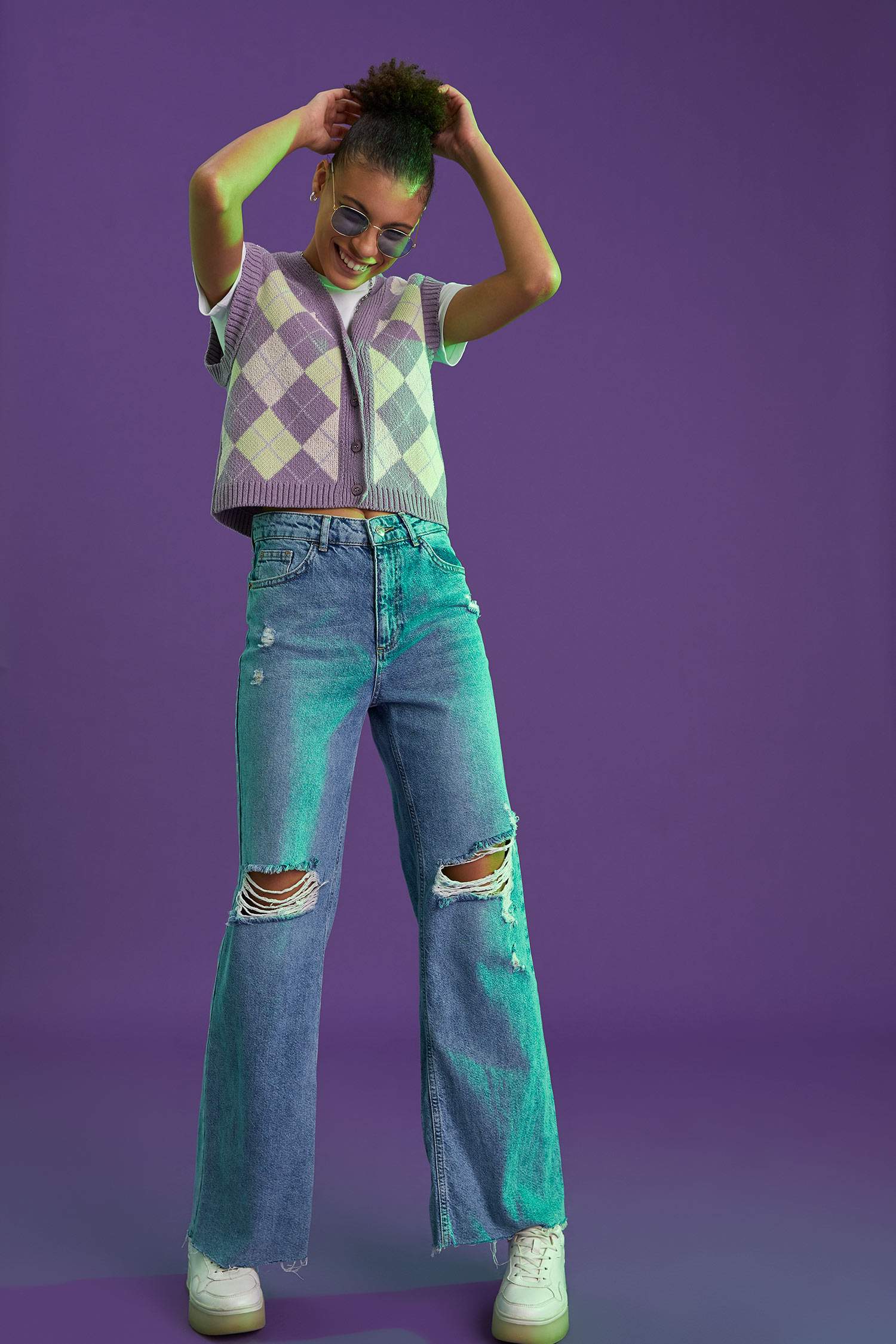 Relaxed Flare Yırtık Detaylı Geniş Paça Jean Pantolon