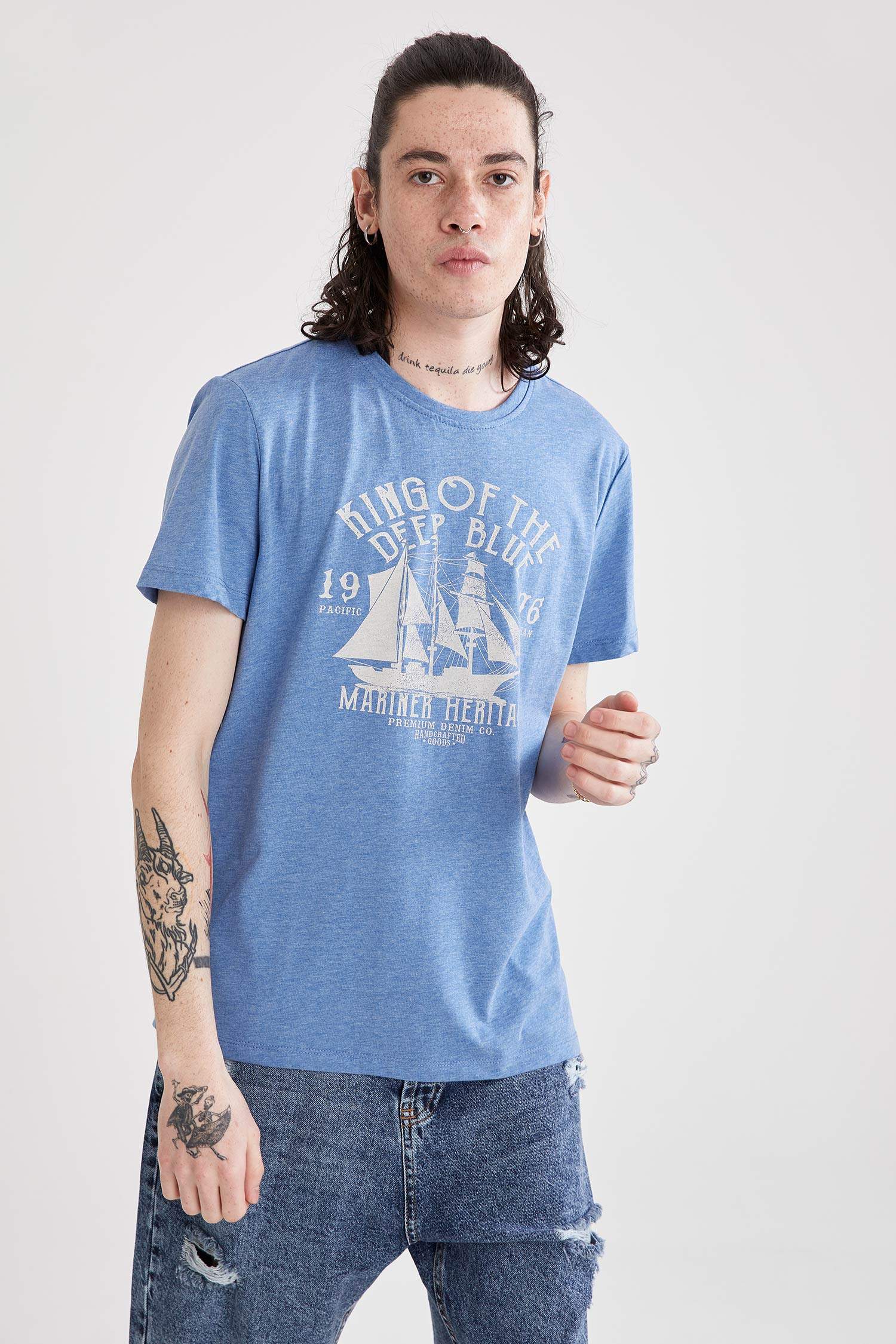 Slim Fit Bisiklet Yaka Baskılı Kısa Kollu Tişört