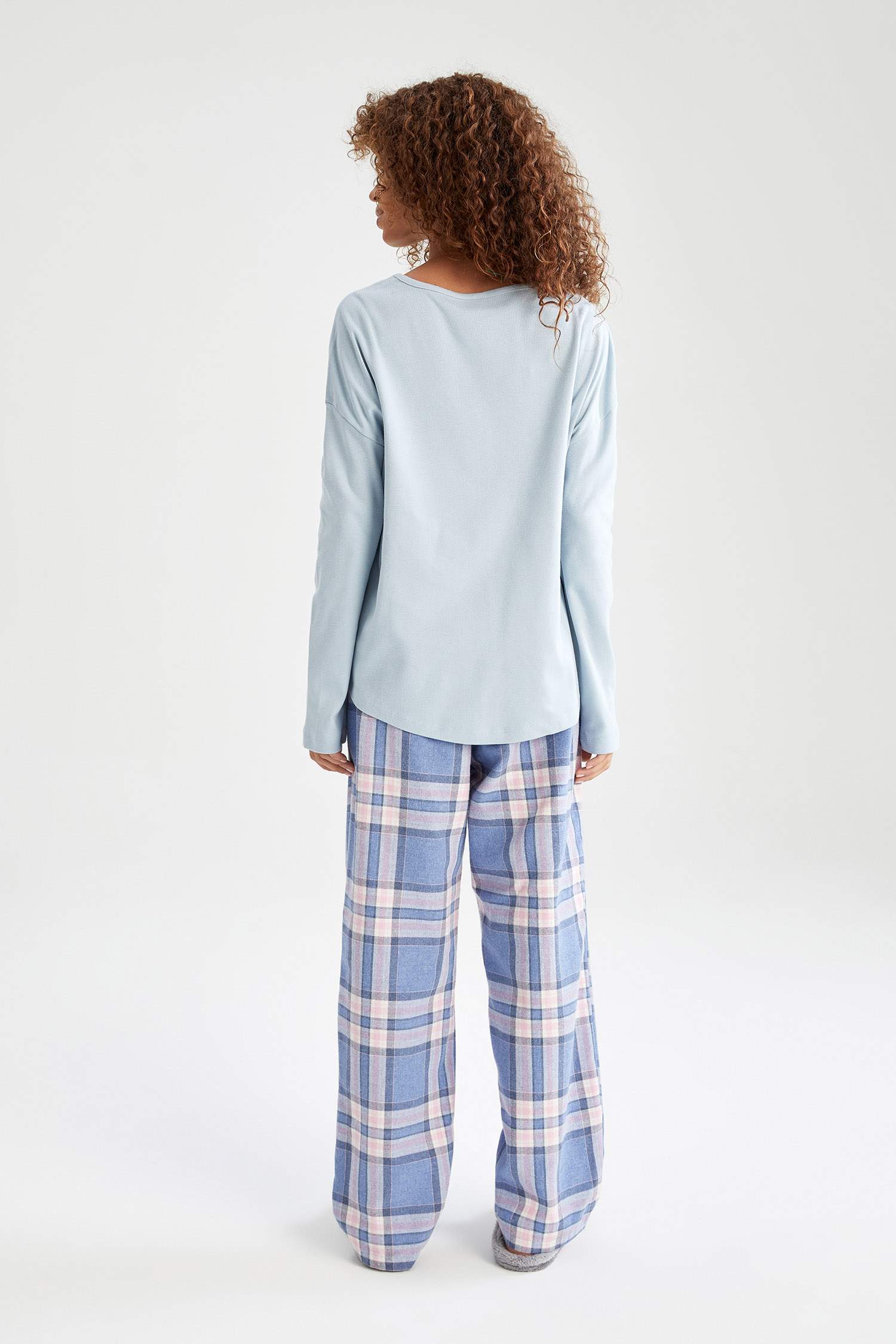 Relax Fit Kareli Uzun Kollu Pijama Takım