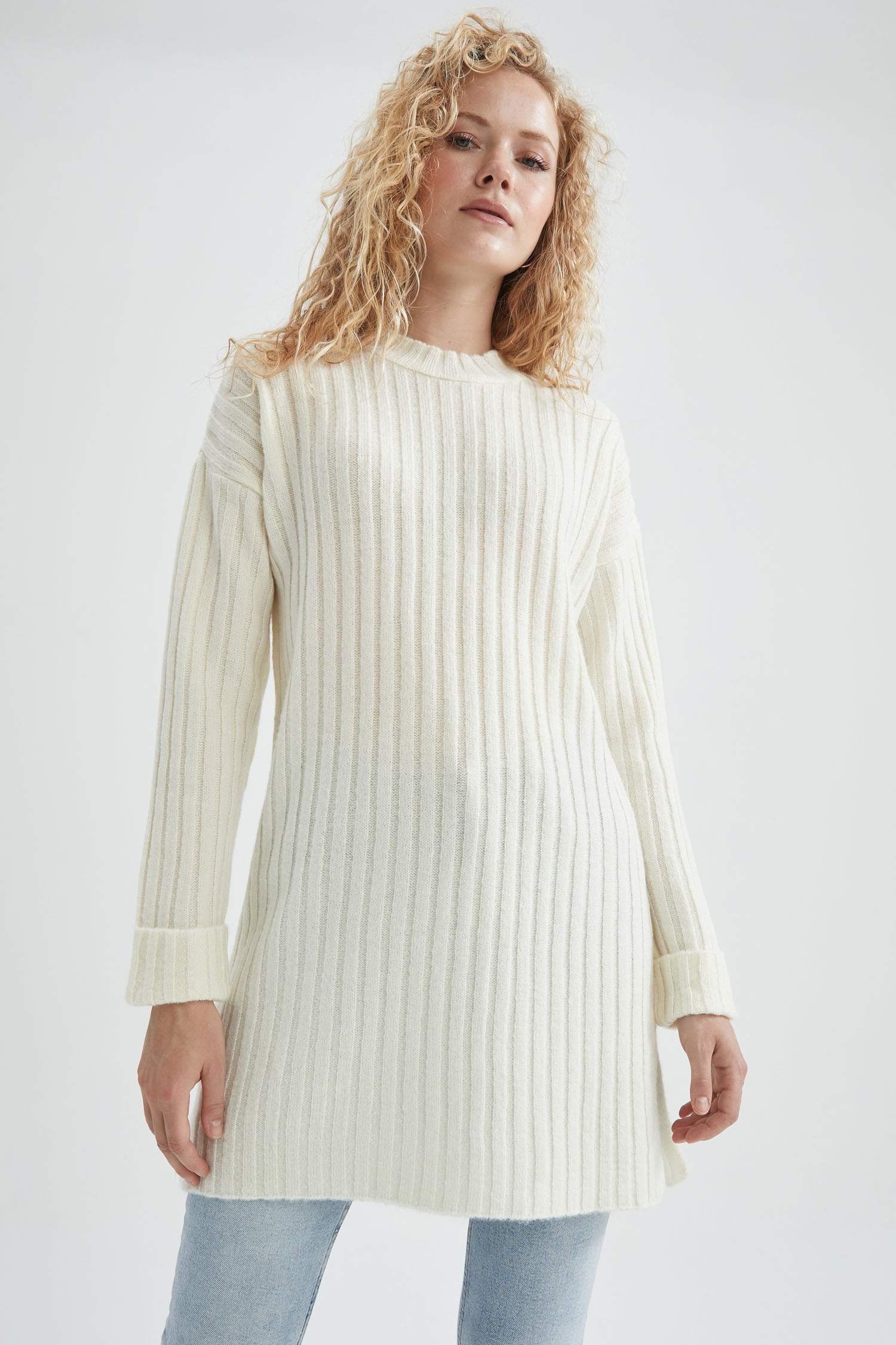 Regular Fit Bisiklet Yaka Basic Triko Tunik