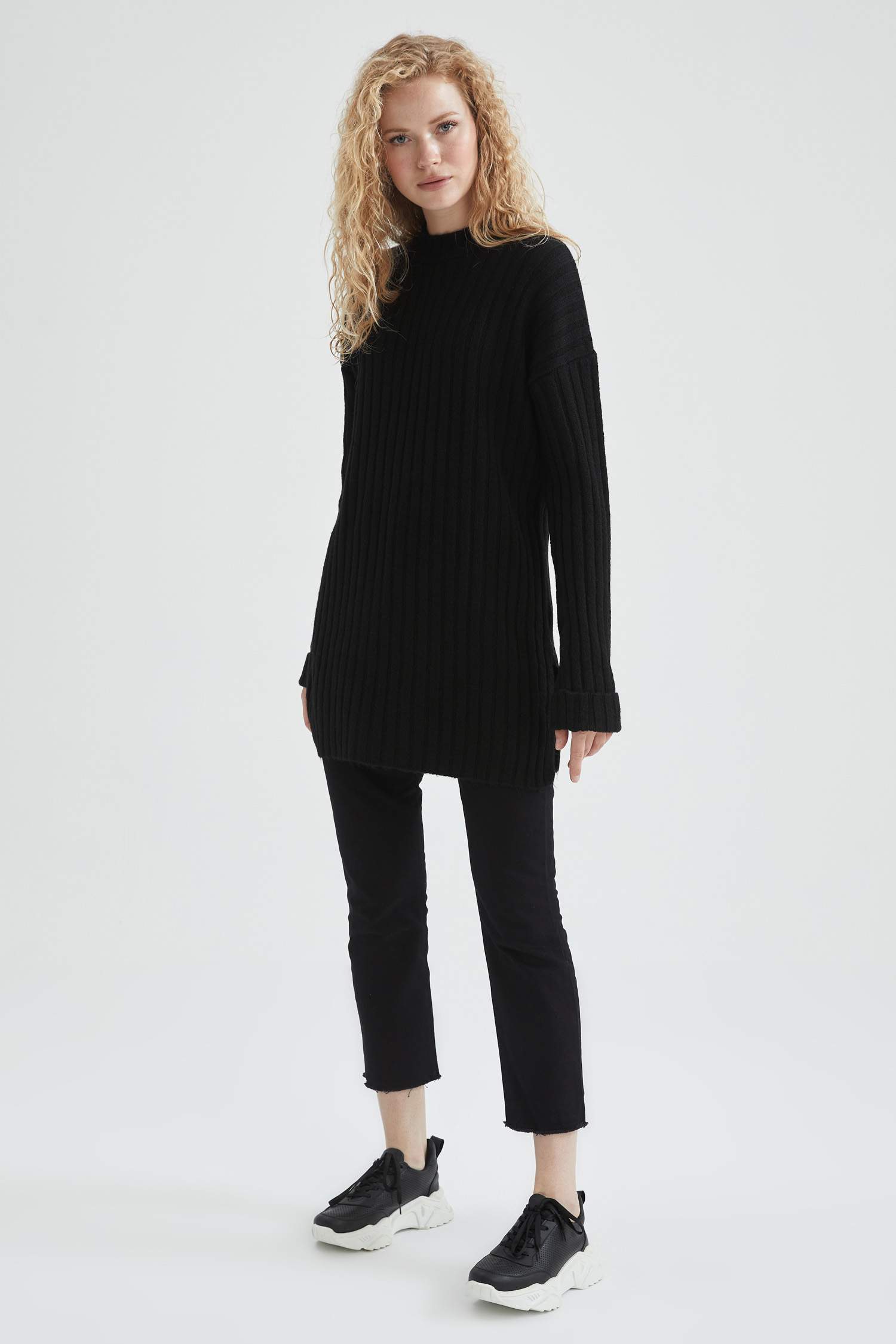 Regular Fit Bisiklet Yaka Basic Triko Tunik
