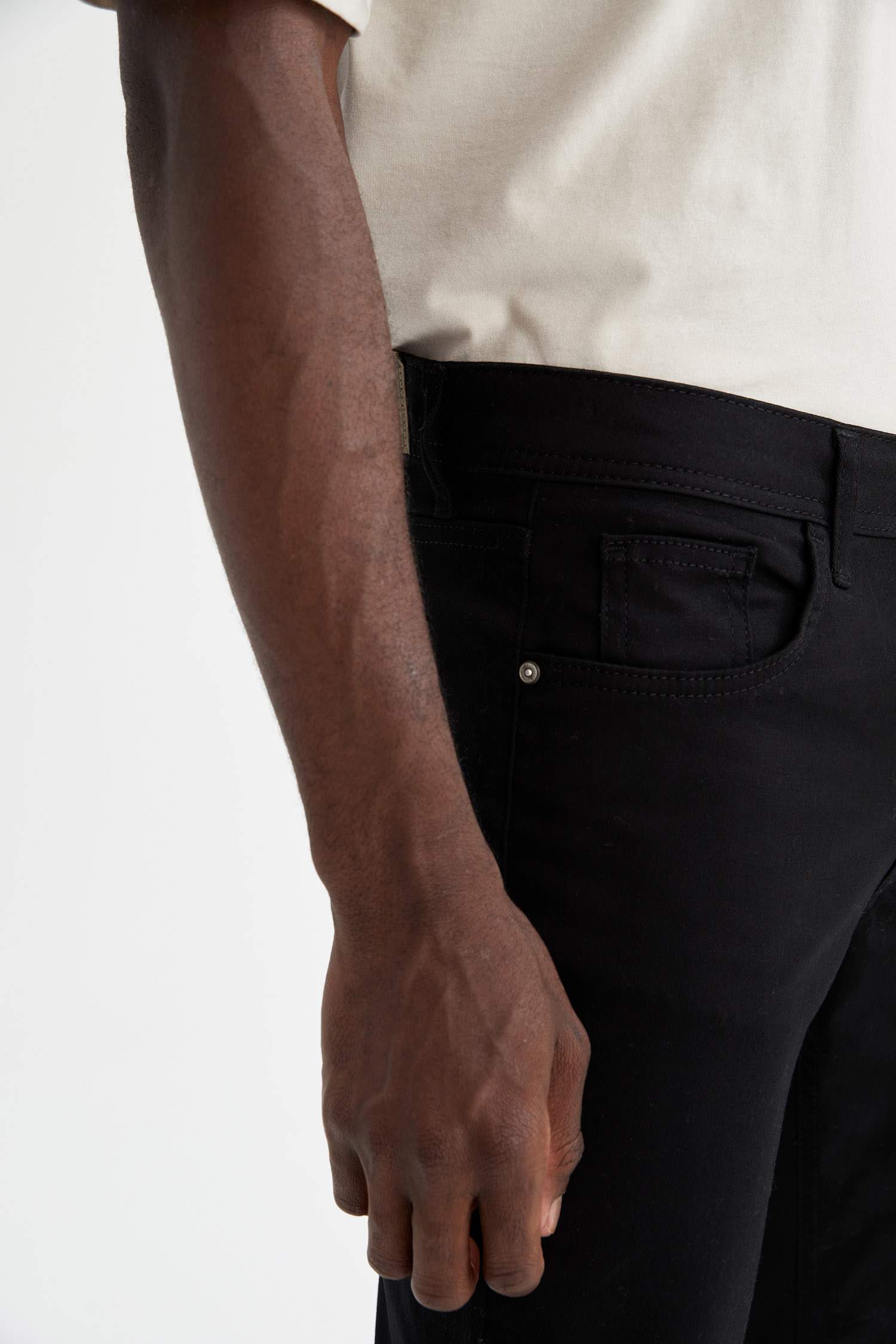 Regular Fit Basic Chino Pantolon