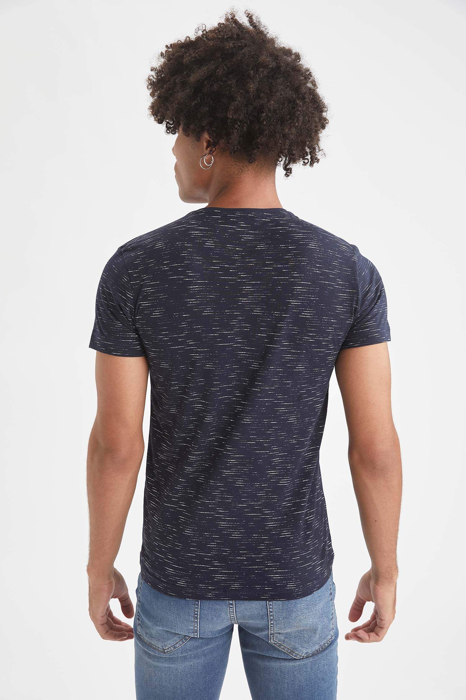 Regular Fit Bisiklet Yaka Kısa Kollu Tişört