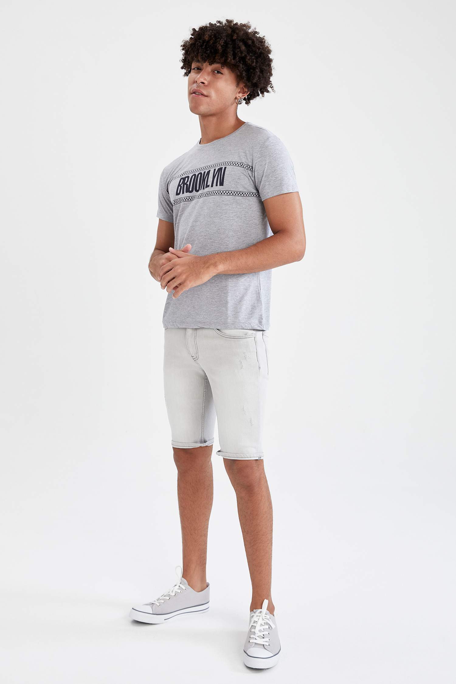 Regular Fit Bisiklet Yaka Baskılı Kısa Kollu Tişört