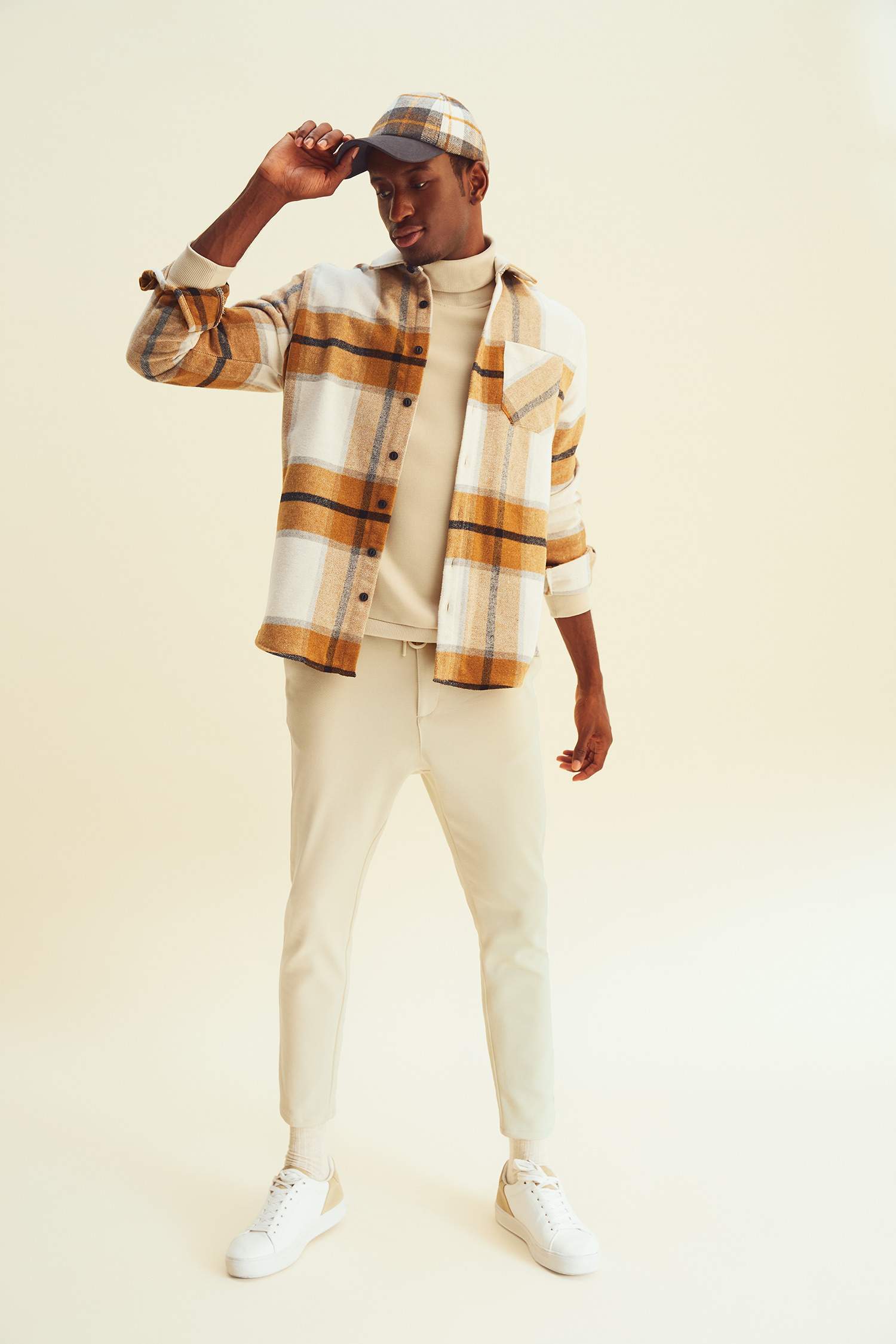 Regular Fit Kadife Pantolon