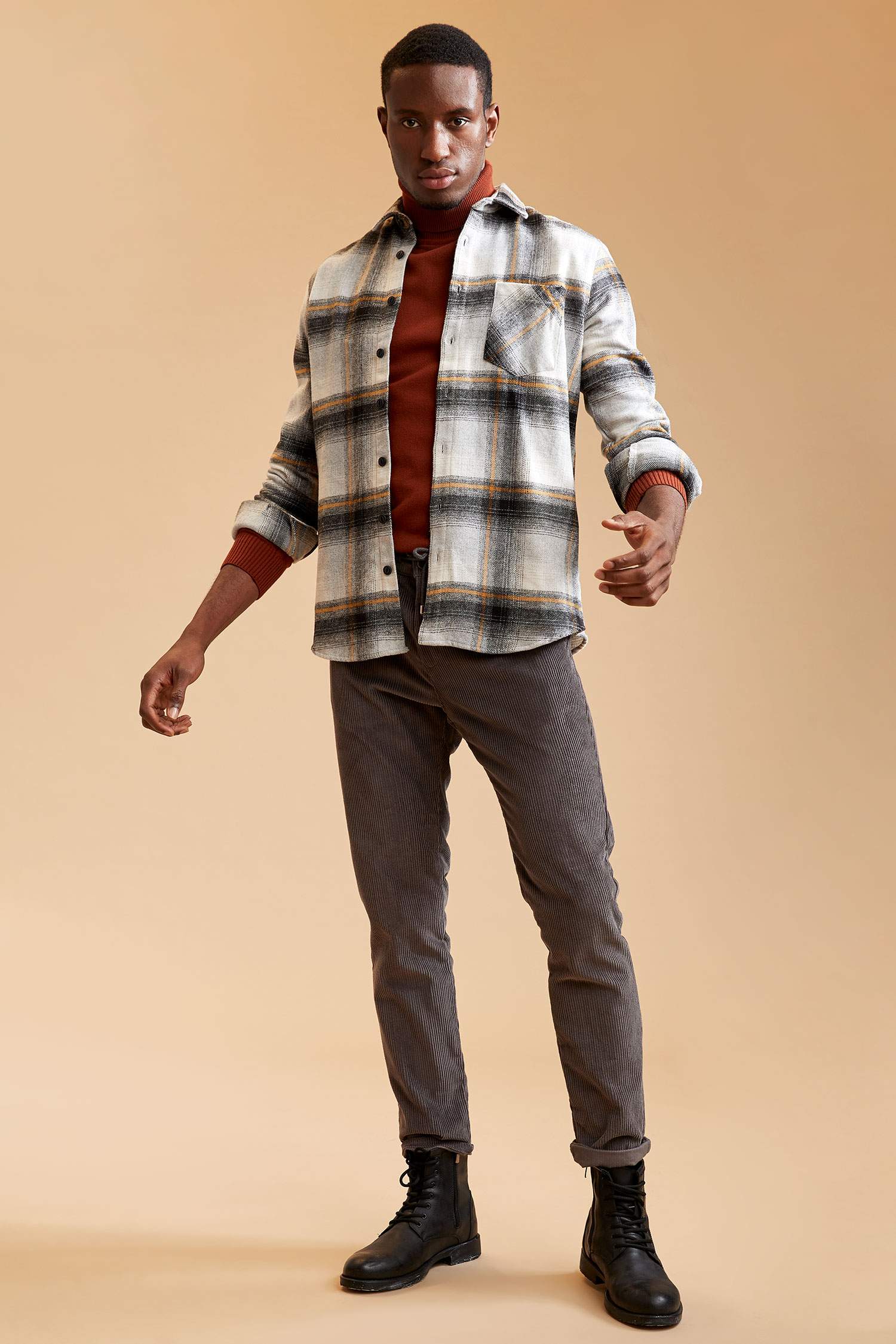 Regular Fit Kadife Pantolon