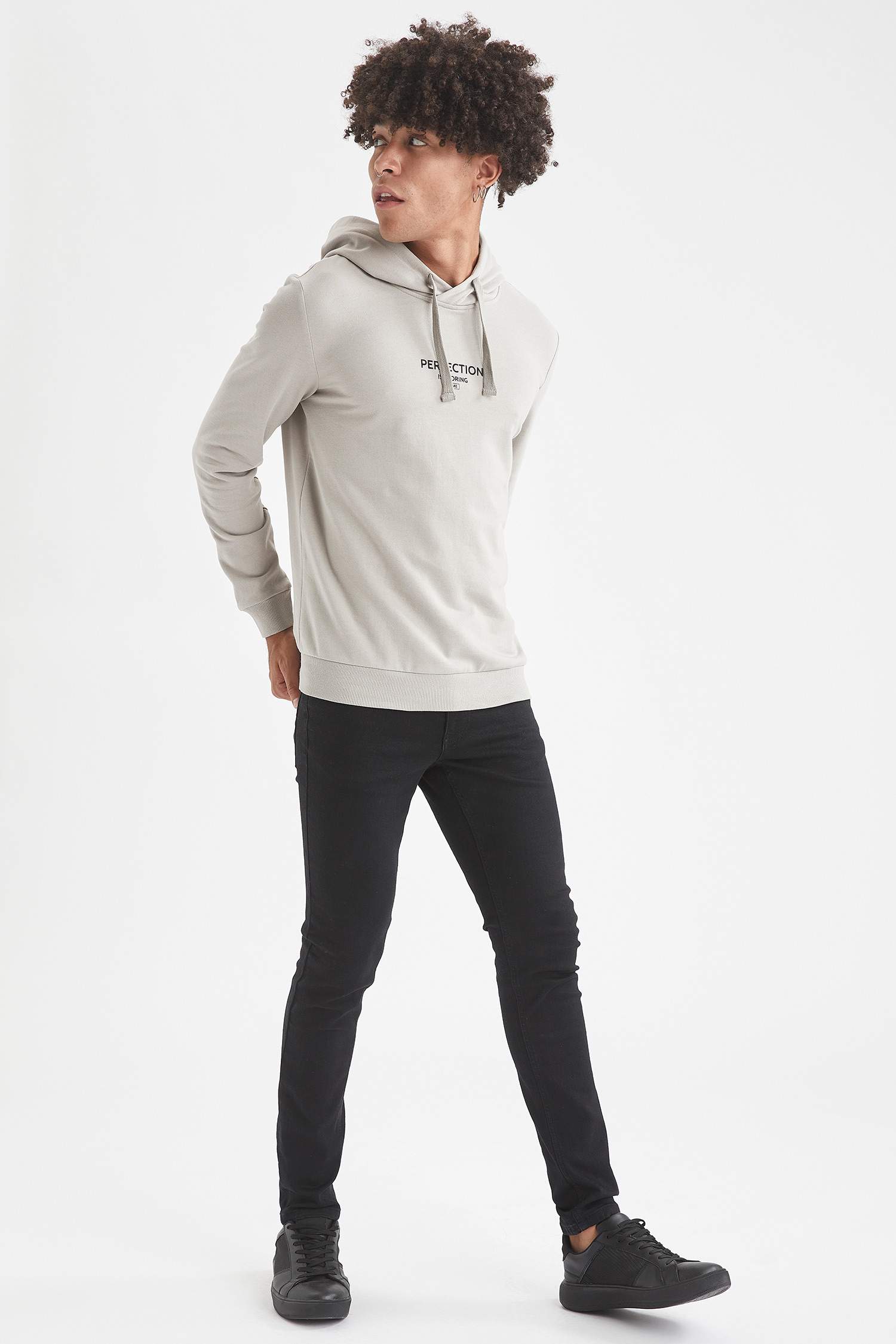 Slim Fit Kapüşonlu Slogan Baskılı Pamuklu Sweatshirt