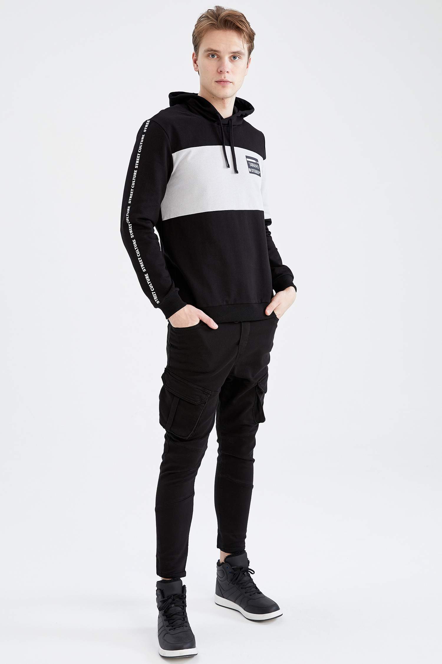 Slim Fit Slogan Desenli Uzun Kollu İçi Yumuşak Tüylü Sweatshirt