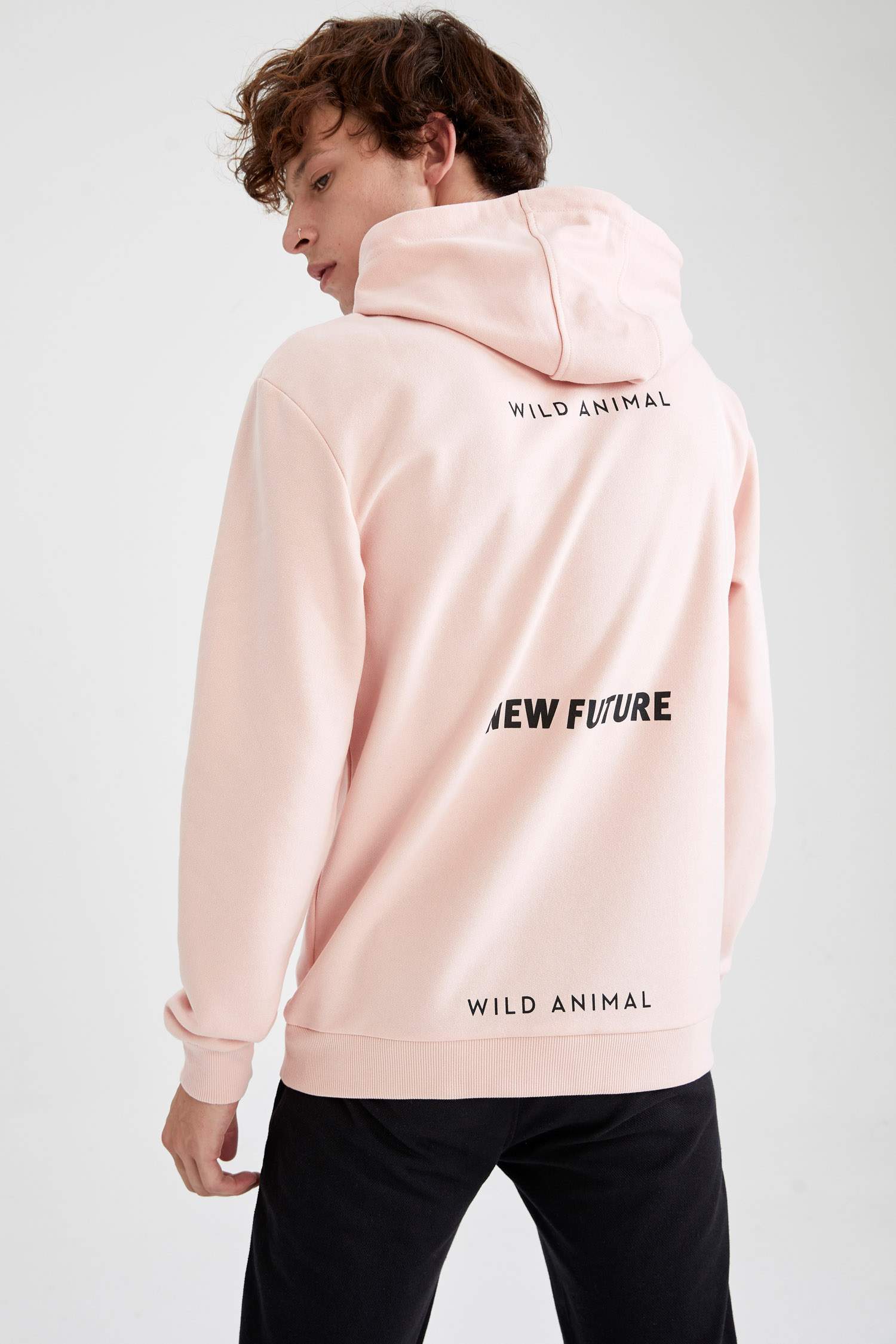 Regular Fit Kapüşonlu Sırt Baskılı Pamuklu Sweatshirt