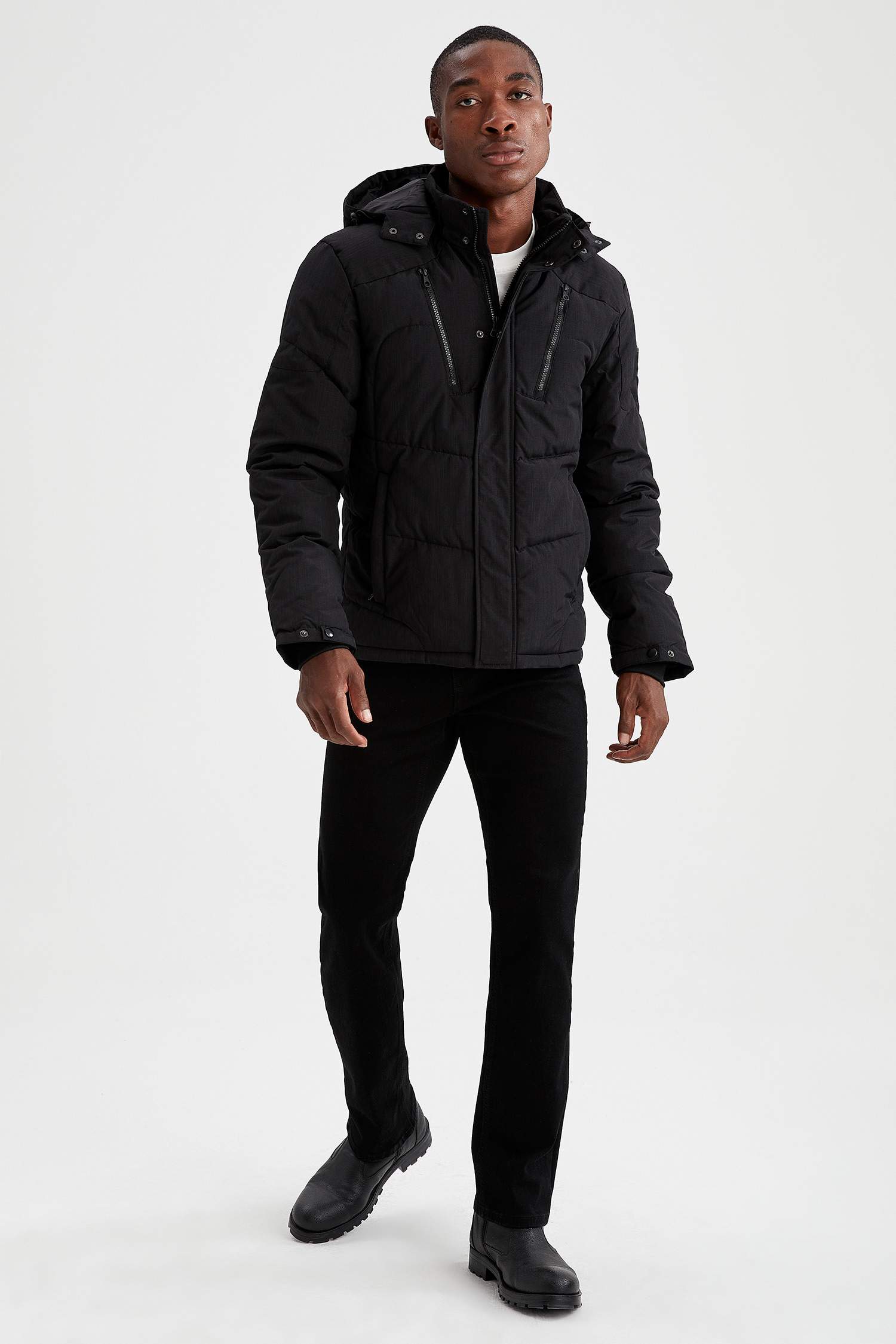 Defacto Regular Fit Isı Yalıtımlı Warmtech Çıkarılabilir Kapüşonlu Polar Astarlı Su ve Rüzgar Geçirmez Şişme Mont. 2 Defacto Regular Fit Isı Yalıtımlı Warmtech Çıkarılabilir Kapüşonlu Polar Astarlı Su ve Rüzgar Geçirmez Şişme Mont. 2