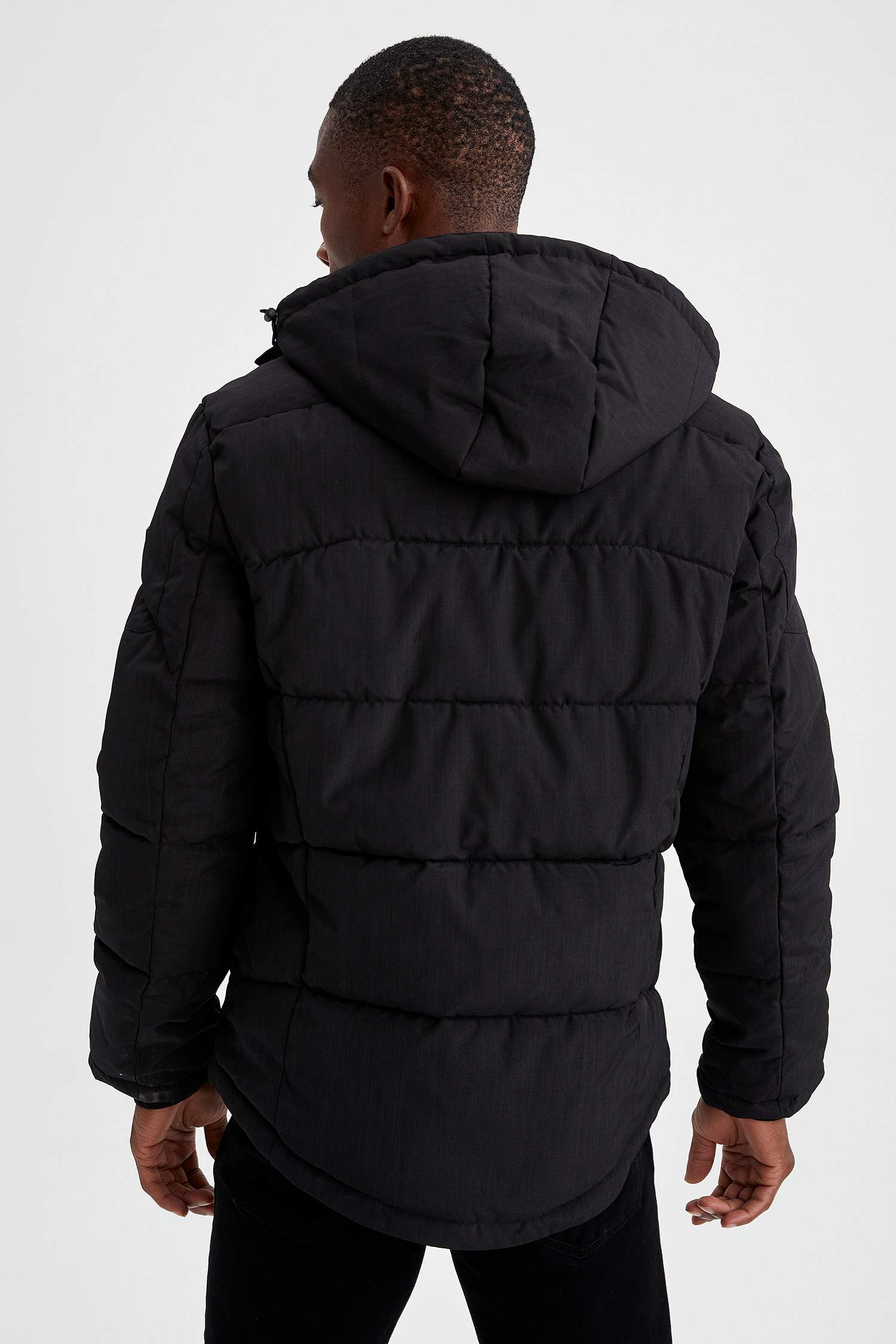 Defacto Regular Fit Isı Yalıtımlı Warmtech Çıkarılabilir Kapüşonlu Polar Astarlı Su ve Rüzgar Geçirmez Şişme Mont. 8 Defacto Regular Fit Isı Yalıtımlı Warmtech Çıkarılabilir Kapüşonlu Polar Astarlı Su ve Rüzgar Geçirmez Şişme Mont. 8