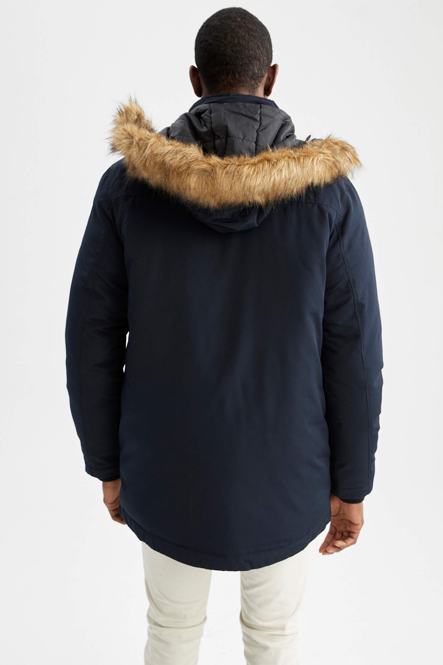 Regular Fit Çıkarılabilir Kapüşonlu Su İtici Isı Yalıtımlı Warmtech Suni Kürk Şişme Mont