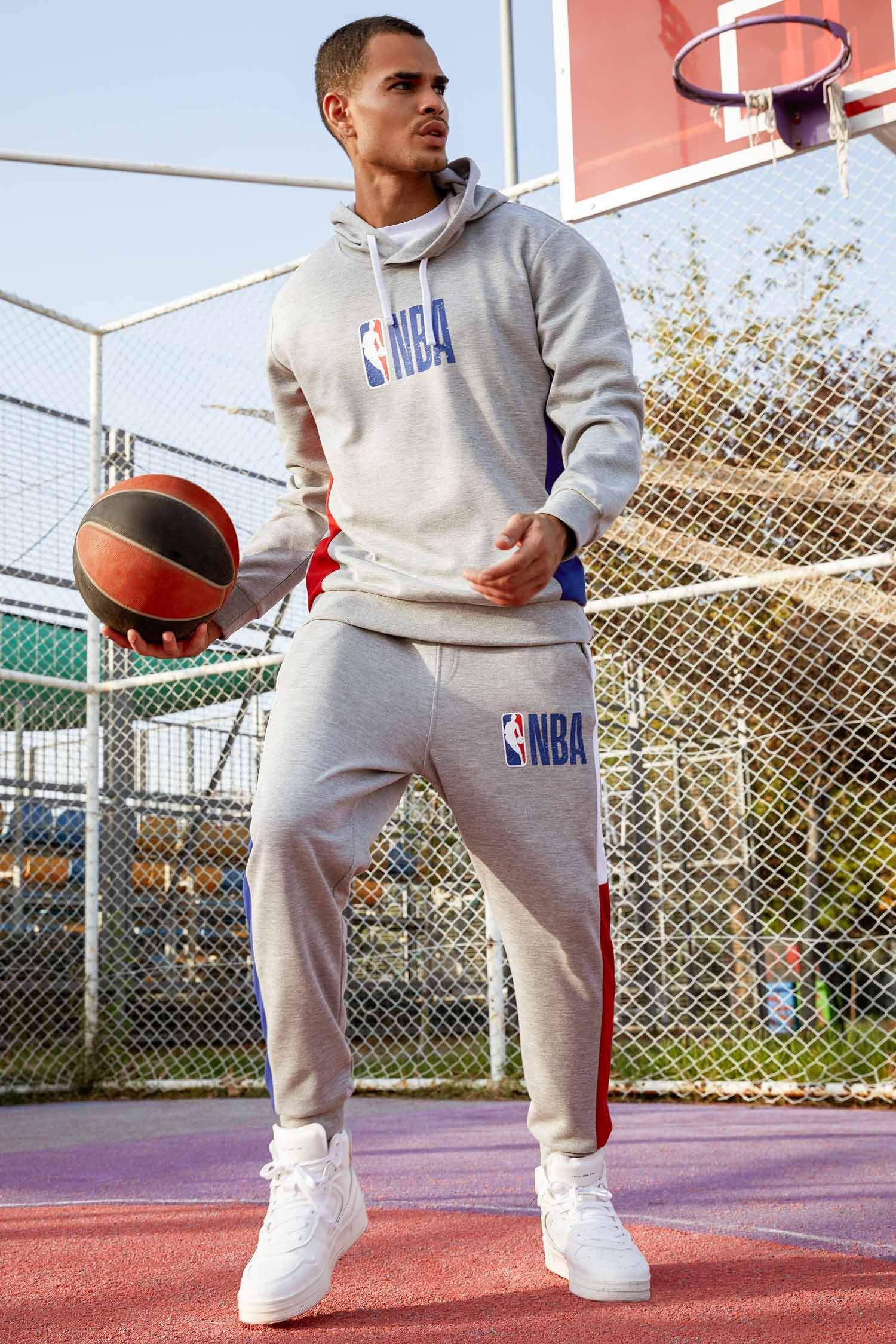 NBA Lisanslı Baskılı Regular Fit Kapüşonlu Sweatshirt