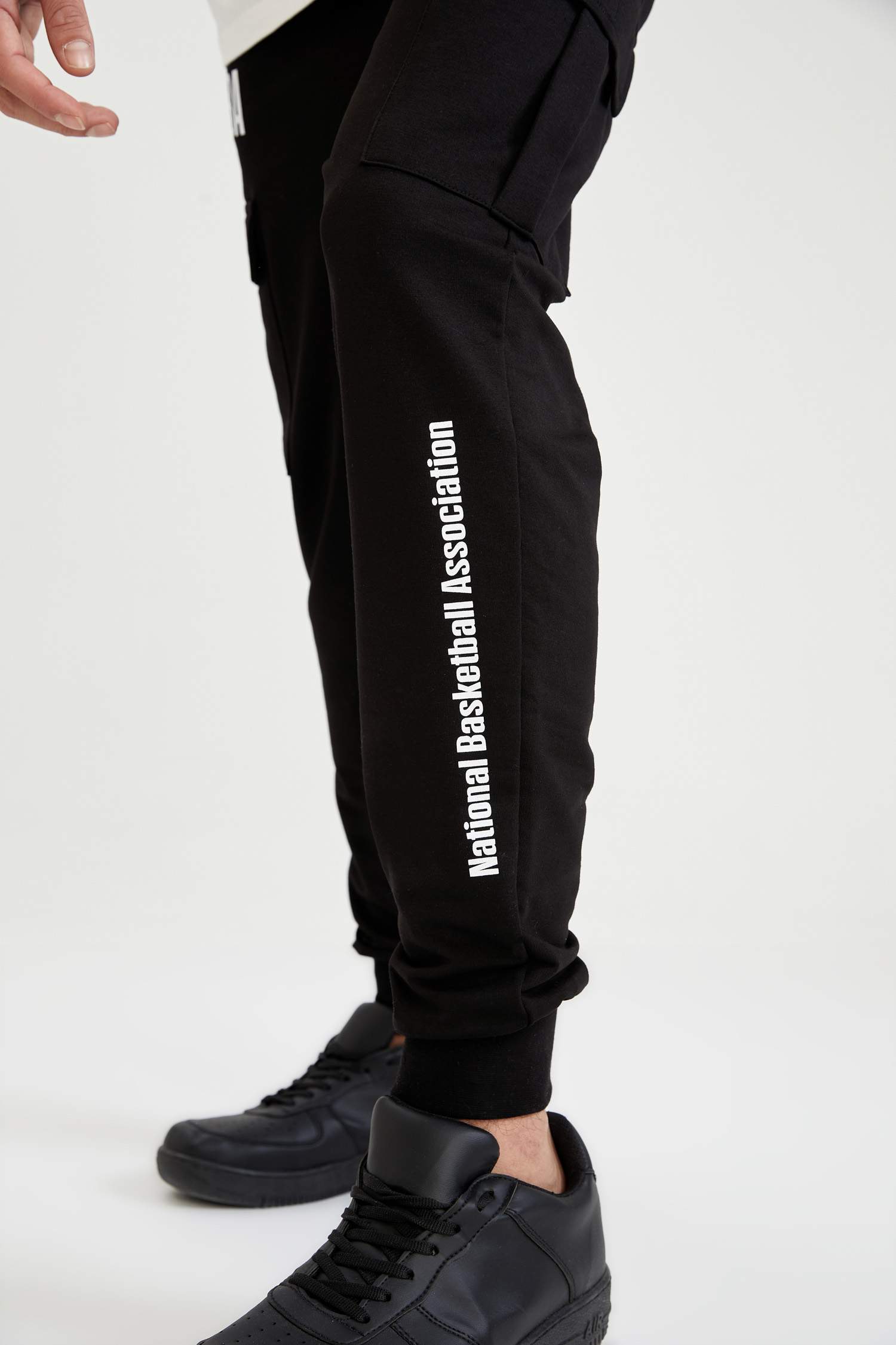 NBA Lisanslı Slim Fit Baskılı Pamuklu Jogger Eşofman Altı